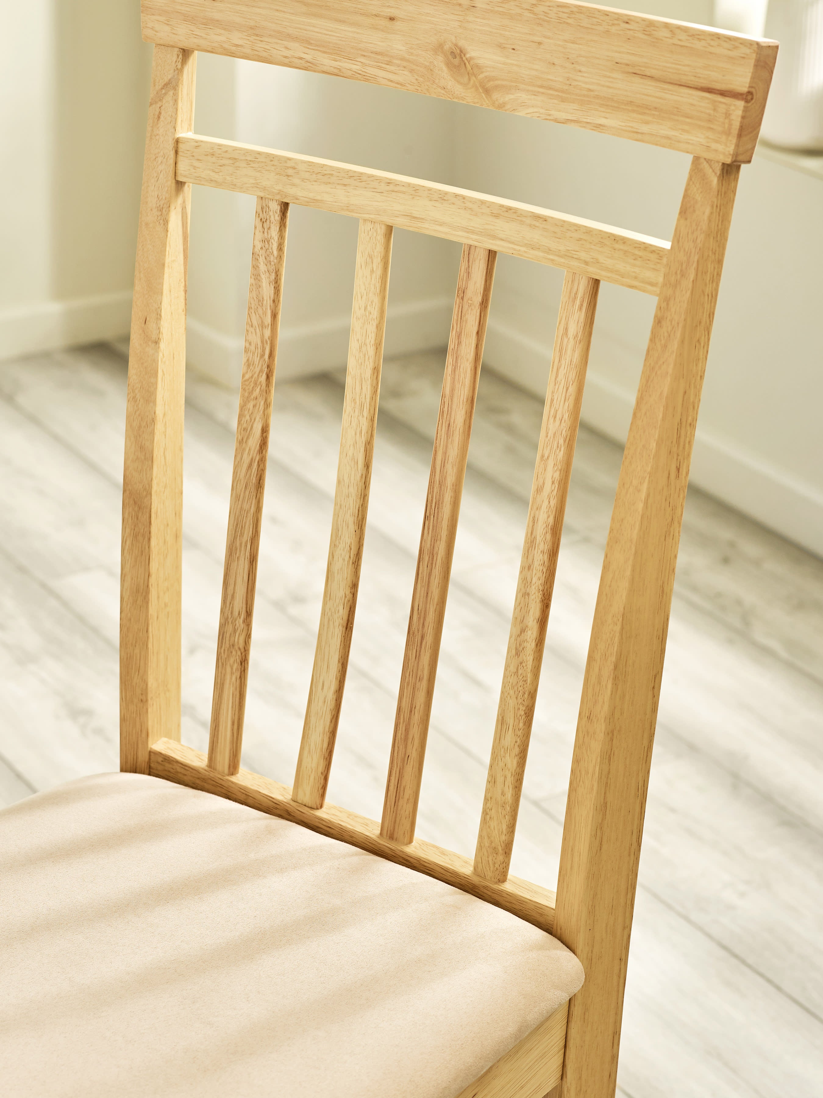 Coast Set of 2 Natural Oak Slat Back Dining Chairs – Natural Oak Effect