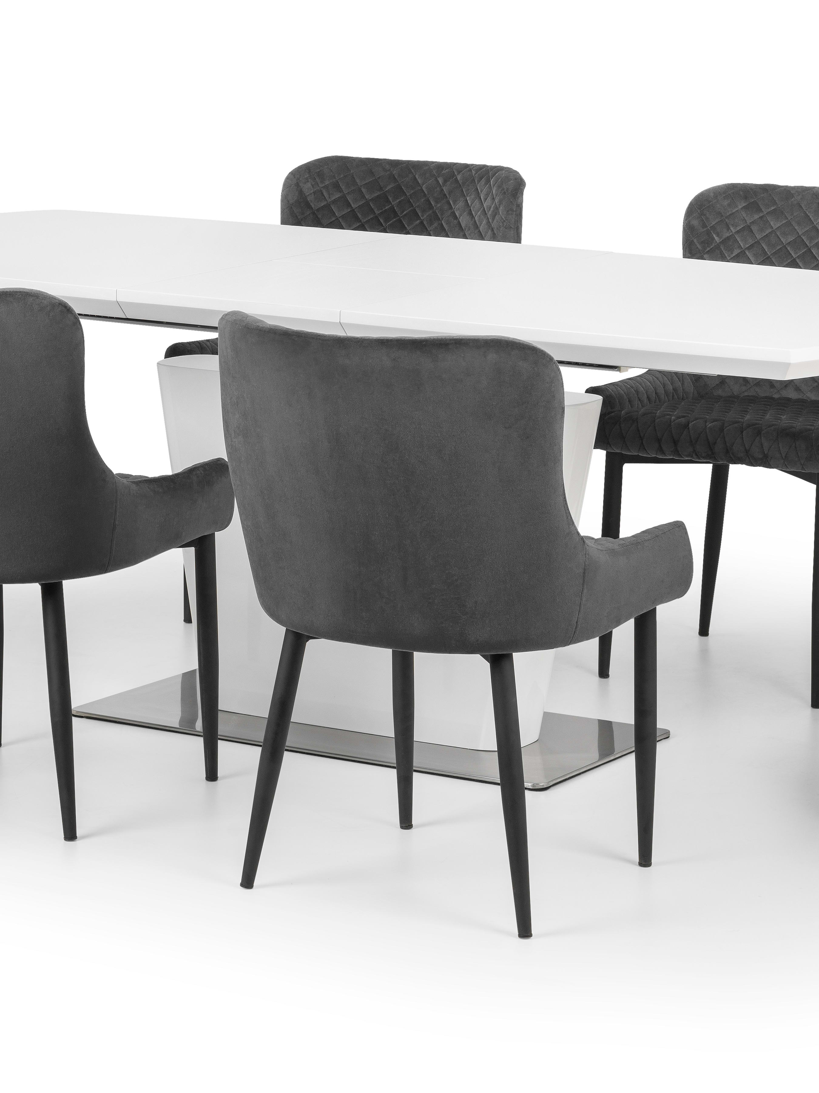 Como White High Gloss Table and 6 Grey plush Chairs