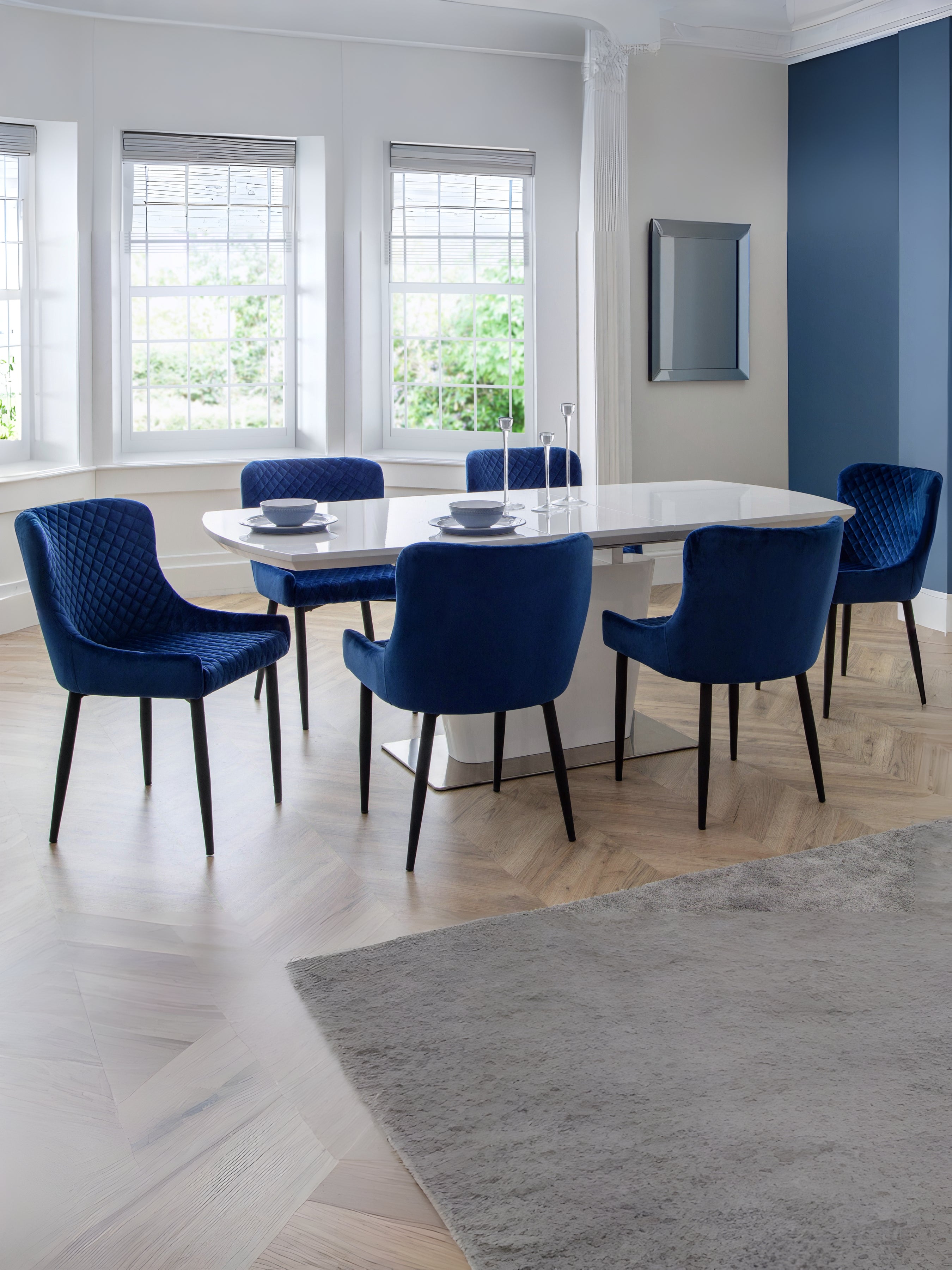 Como White High Gloss Table and 6 Blue plush Chairs