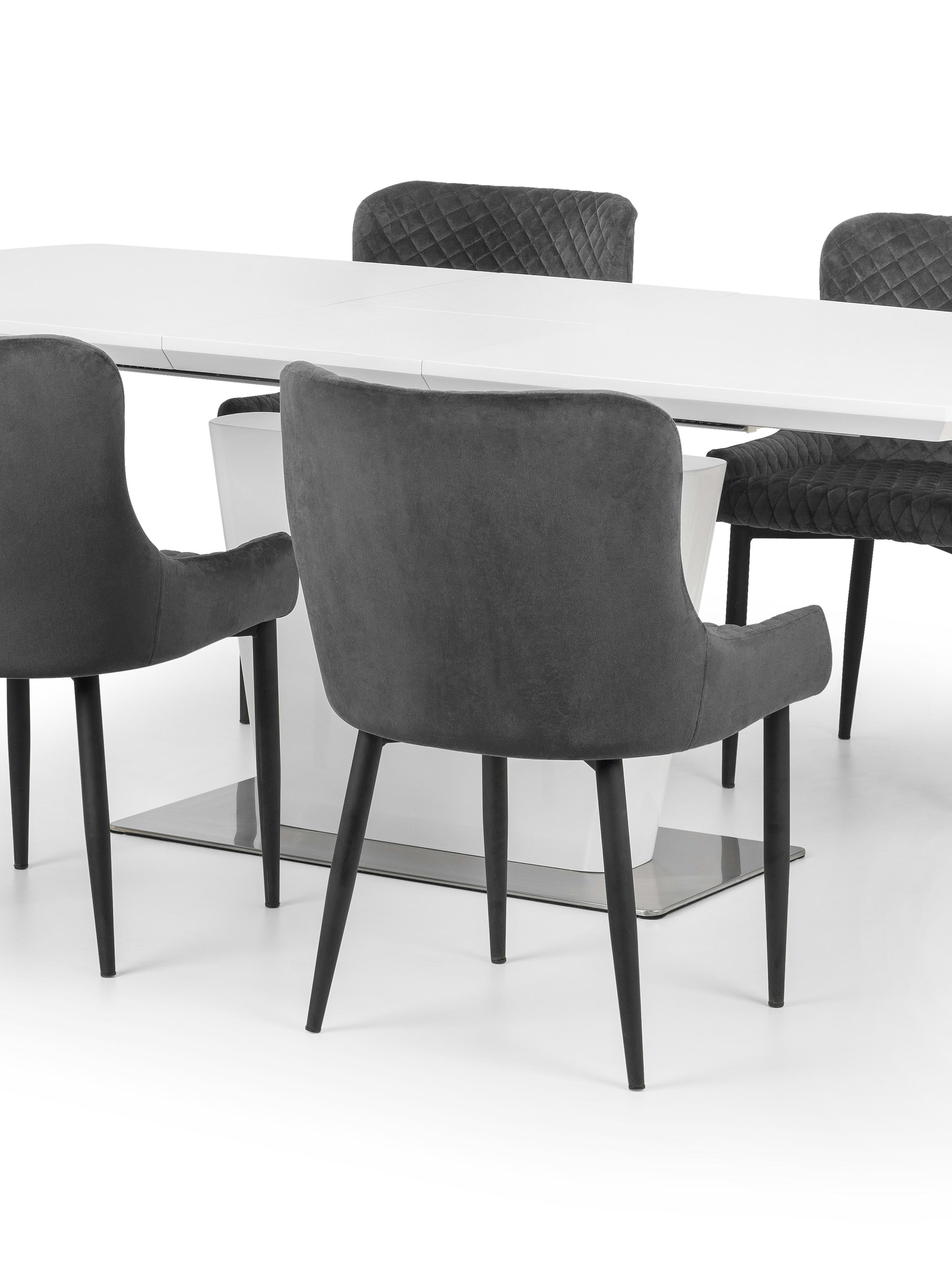 Como White High Gloss Table and 4 Grey plush Chairs