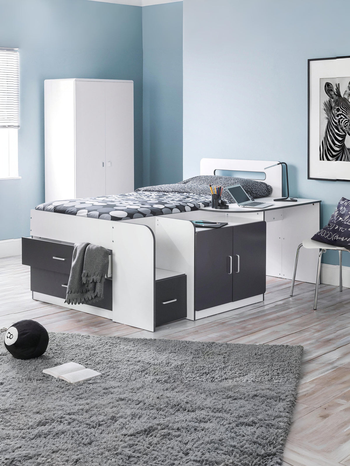 Cookie Cabin Bed