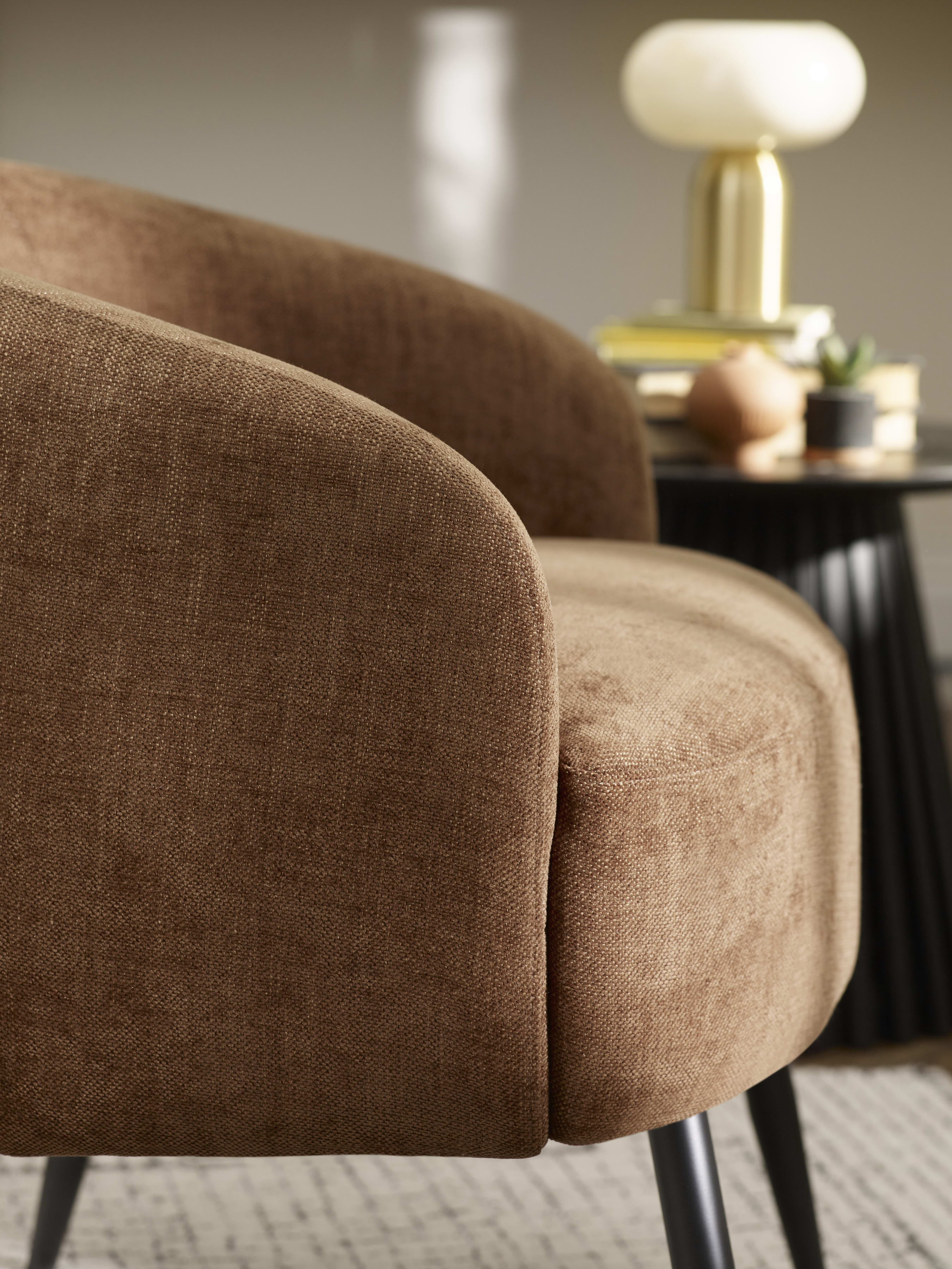 Dahlia Rust Brown Linen Upholstered Accent Chair with Black Metal Legs – Rust Linen