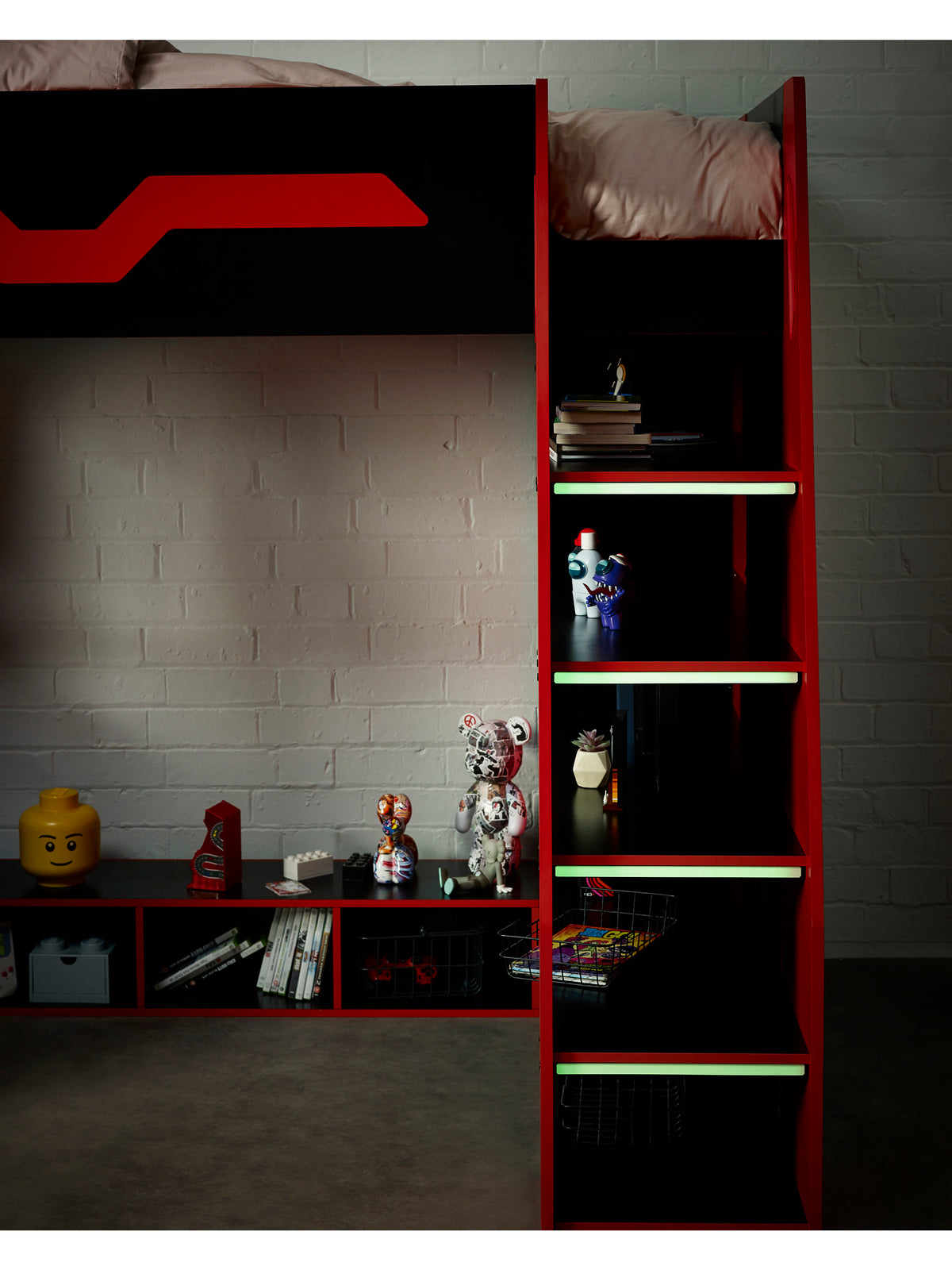 Eagle Single Gaming Highsleeper Bed - Black and Red