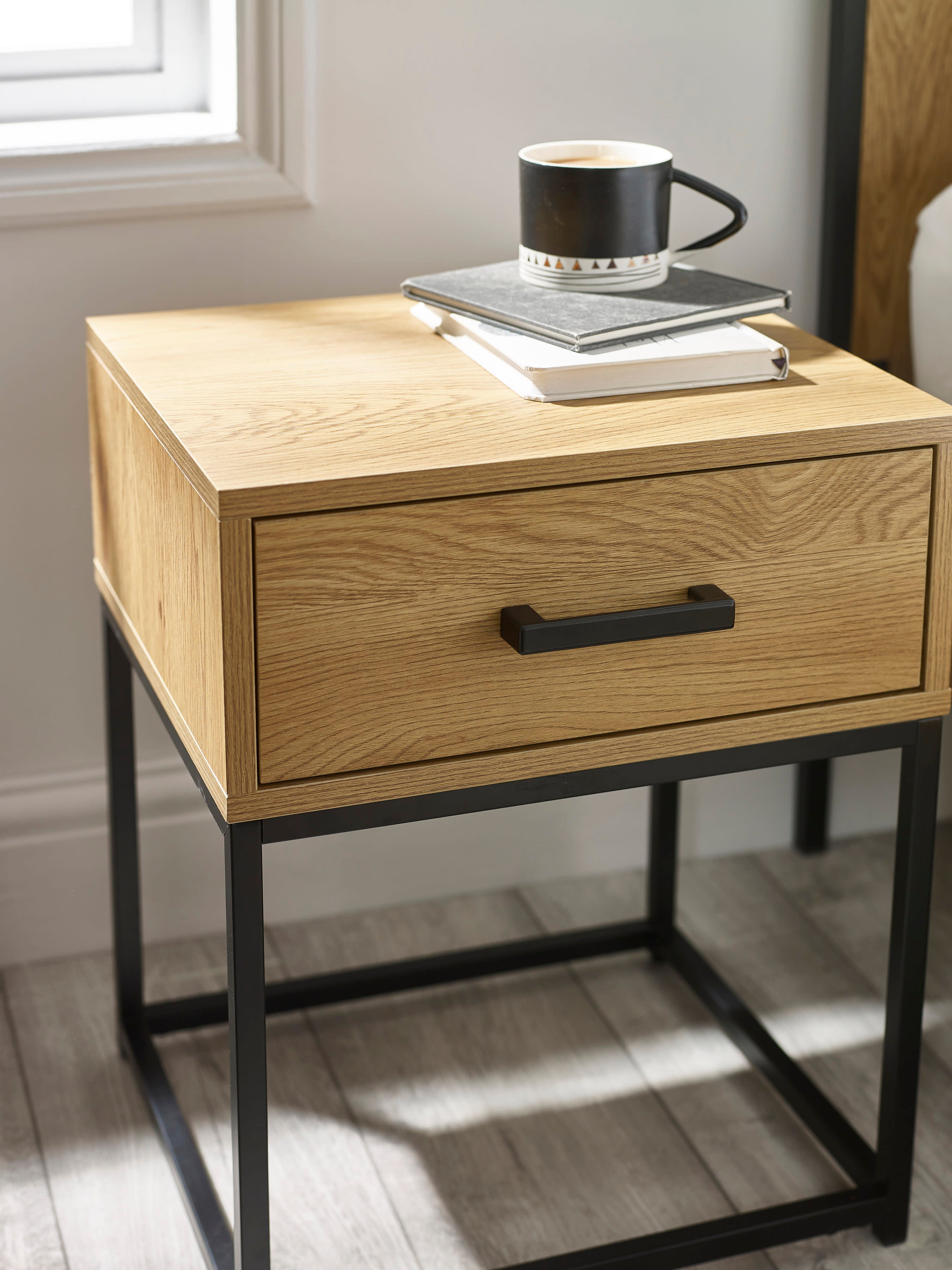Harlow Light Oak Effect 1 Drawer Bedside Table