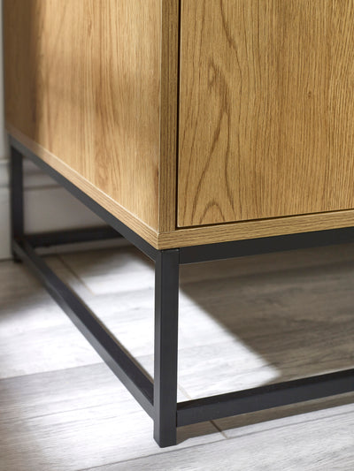 Harlow Light Oak Effect 2 Door Wardrobe