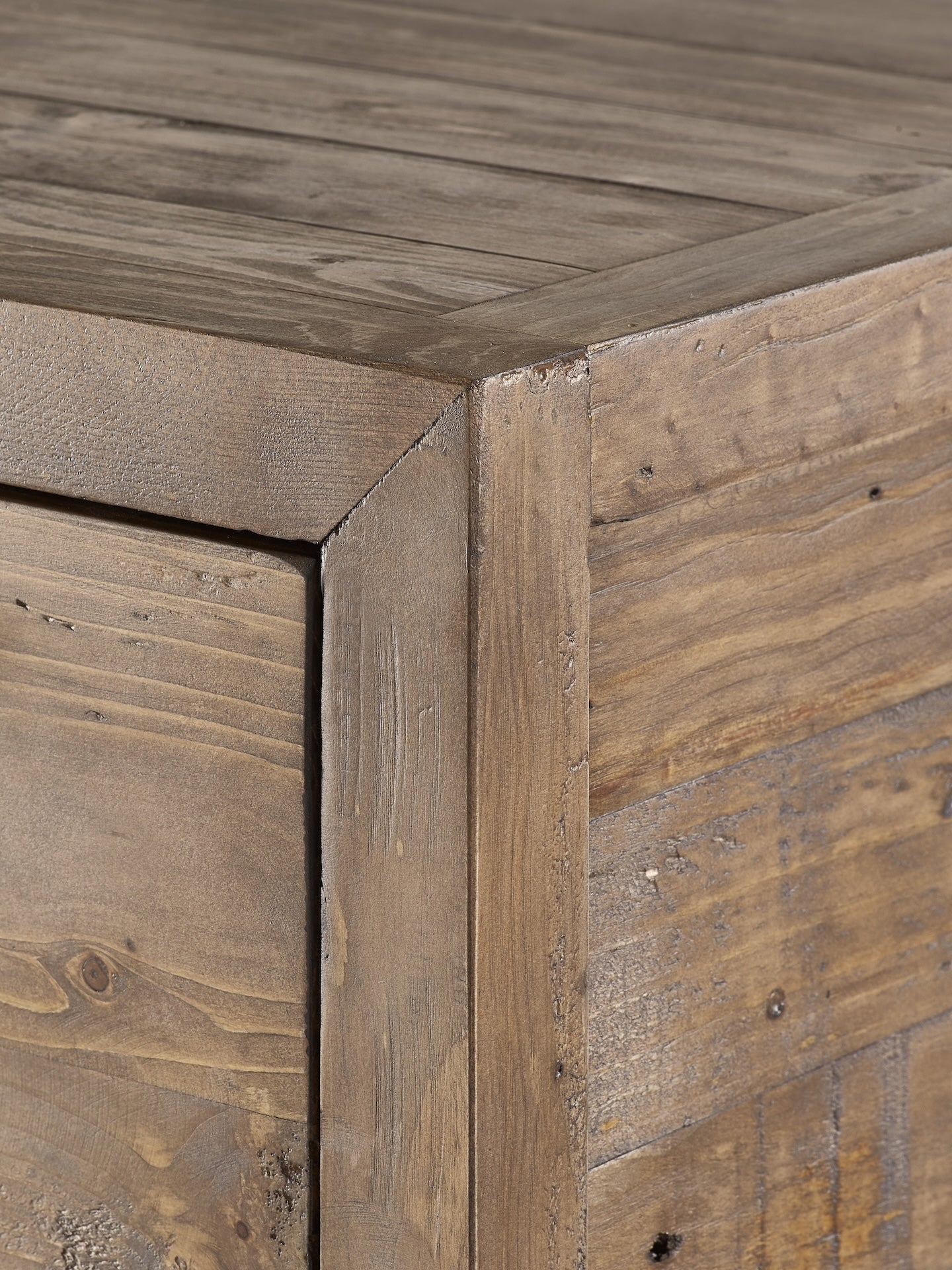 Heritage 3+2 Drawer Chest – Julian Bowen, view 8