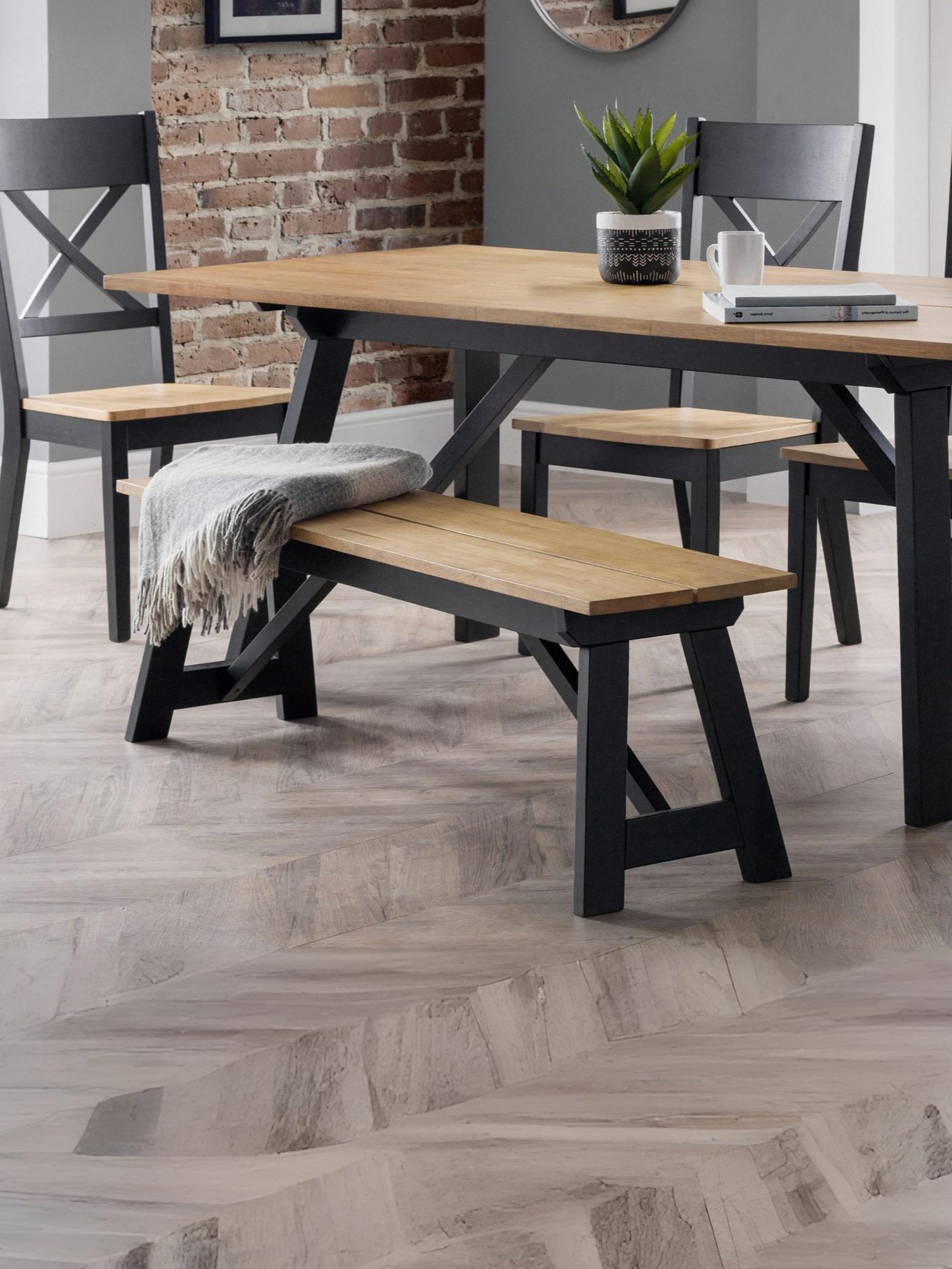 Hockley Bench Black/Oak