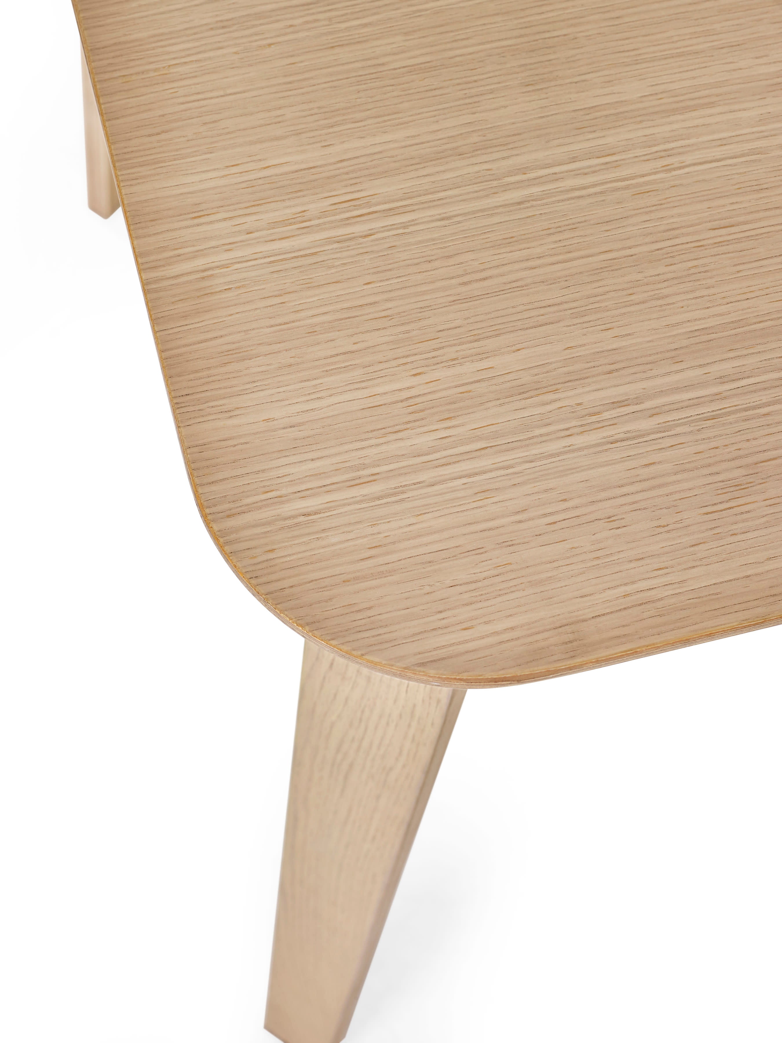 Kaito Rectangular Oak Curved Leg Dining Table Set with 4 Rory Curved Spindleback Chairs – Light Oak Effect