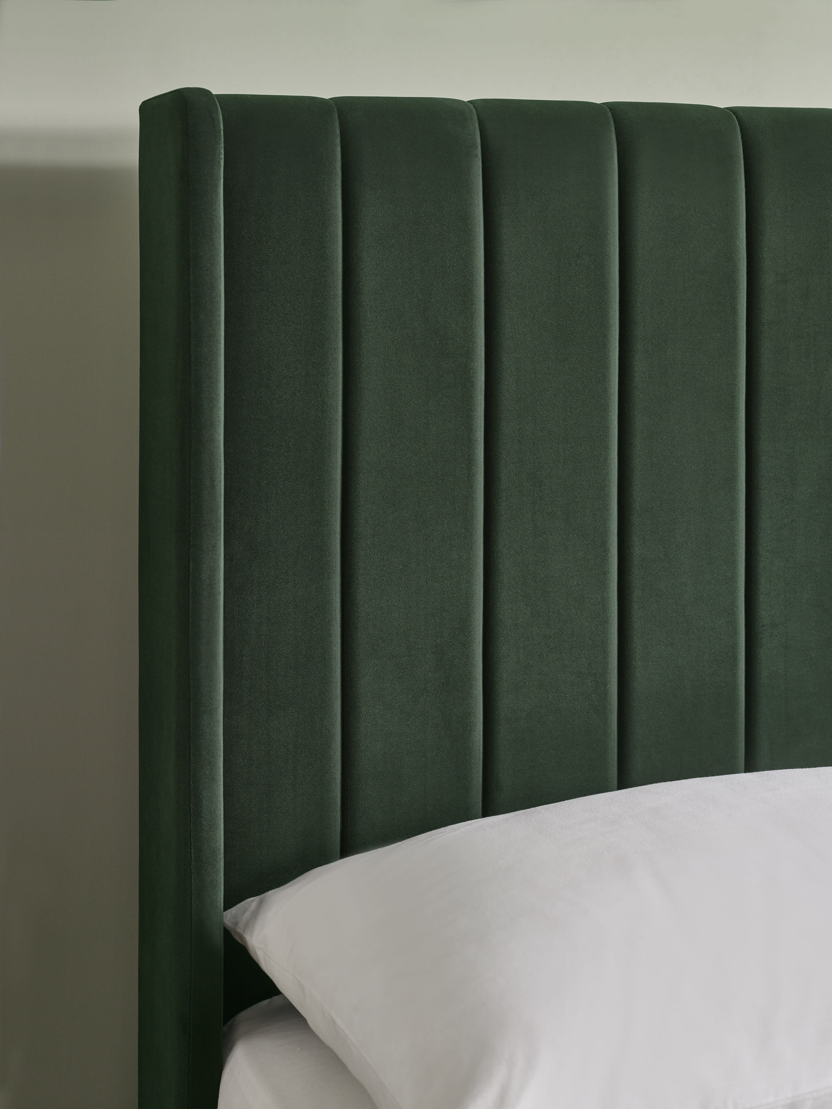 Leila Bottle Green Dual Storage Door Bed – Bottle Green Velvet