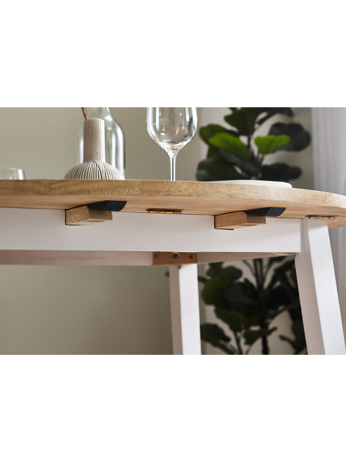 Linwood Round Drop Leaf Table - Natural Top