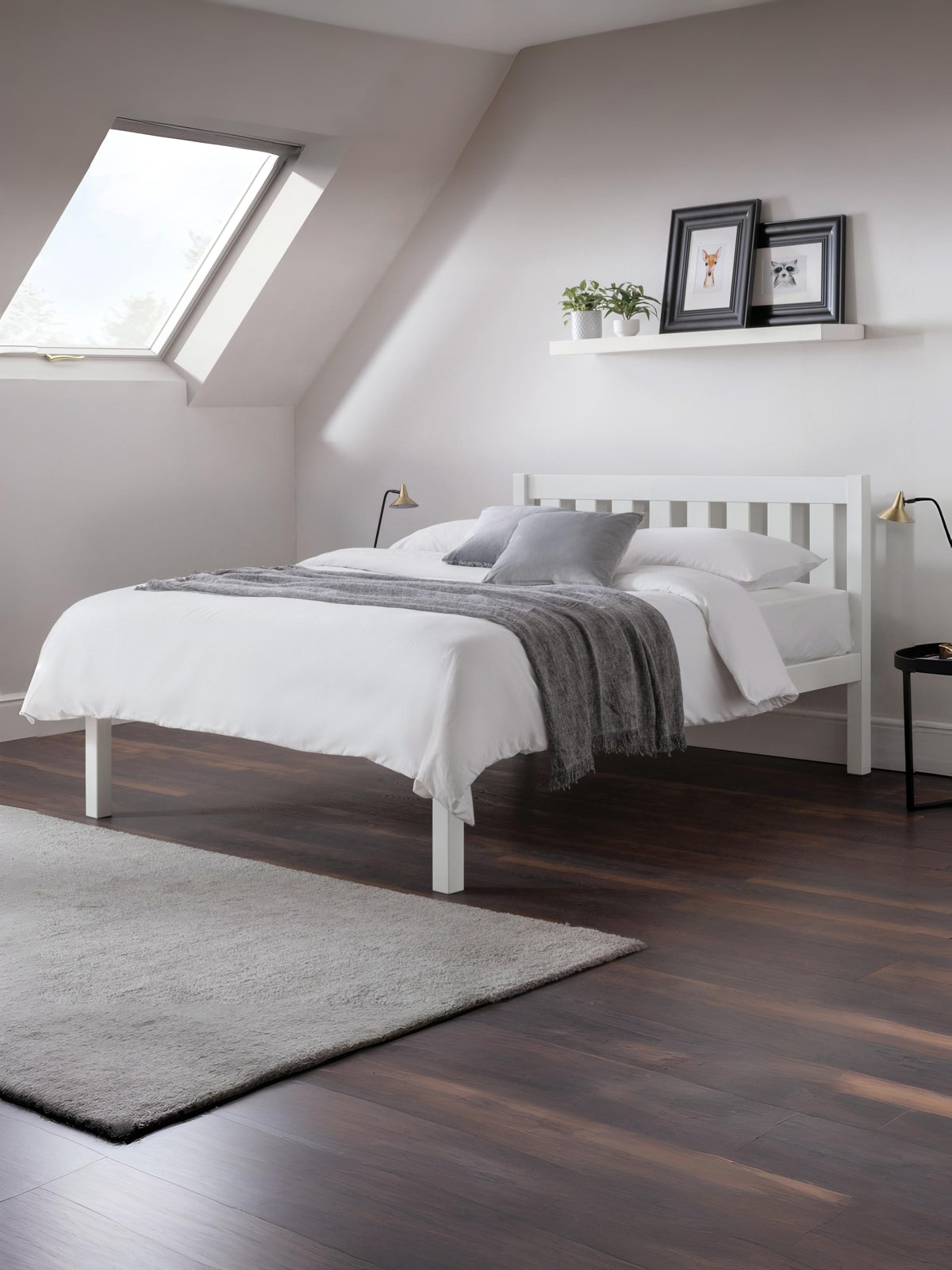 Luna Bed - Surf White