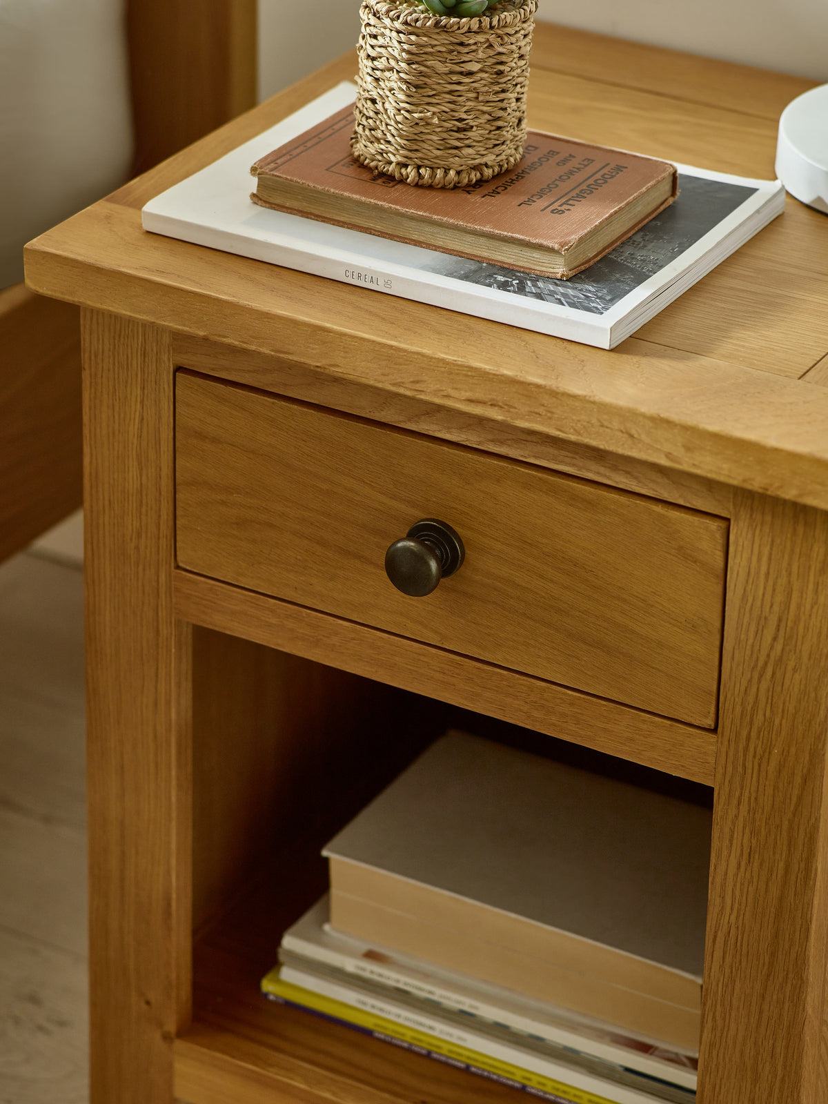 Marlborough 1 Drawer Bedside Ass