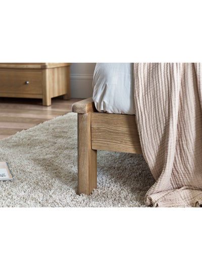 Memphis Oak Bed