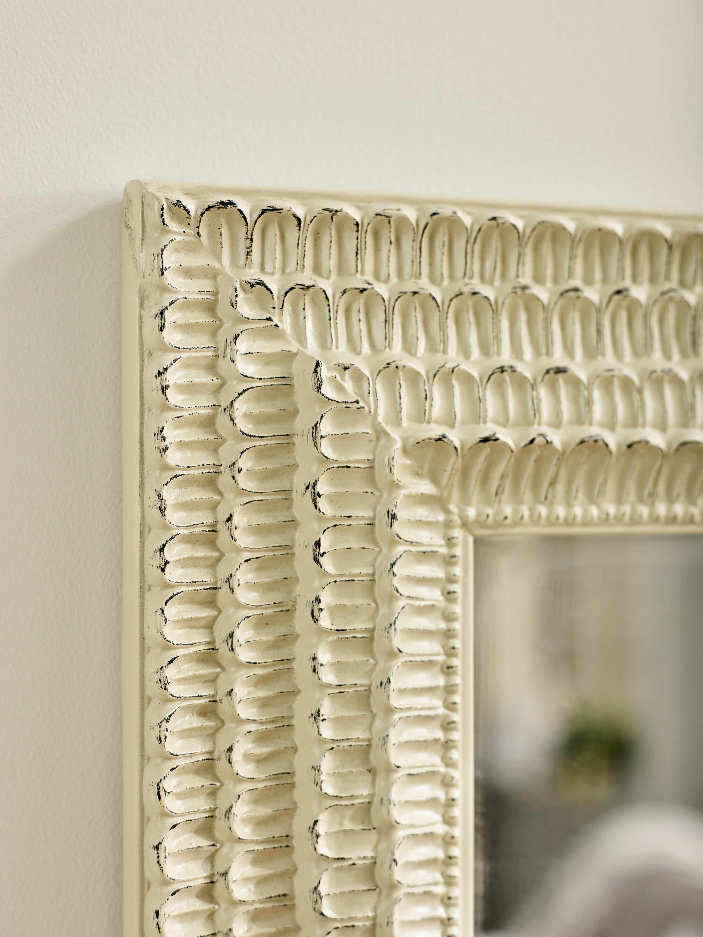 Alanis Rectangular Lean to Dress Mirror – White