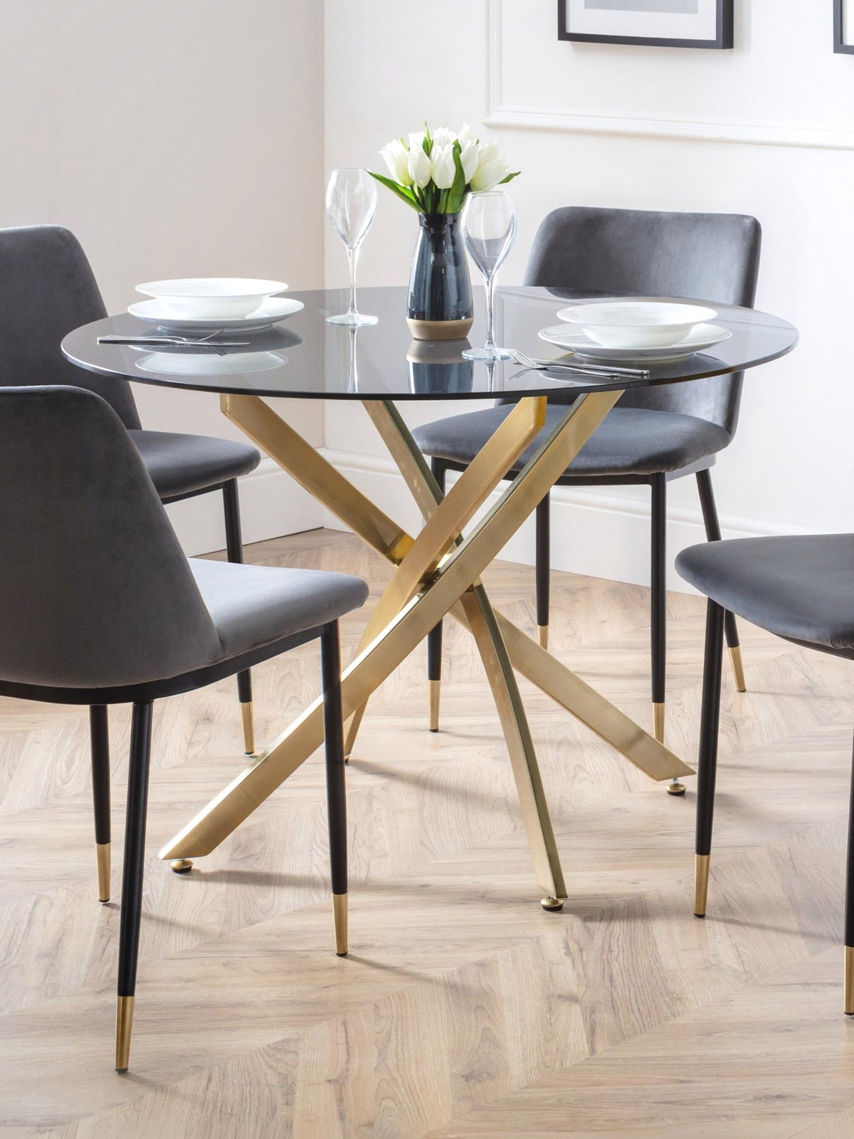 Montero Round Table
