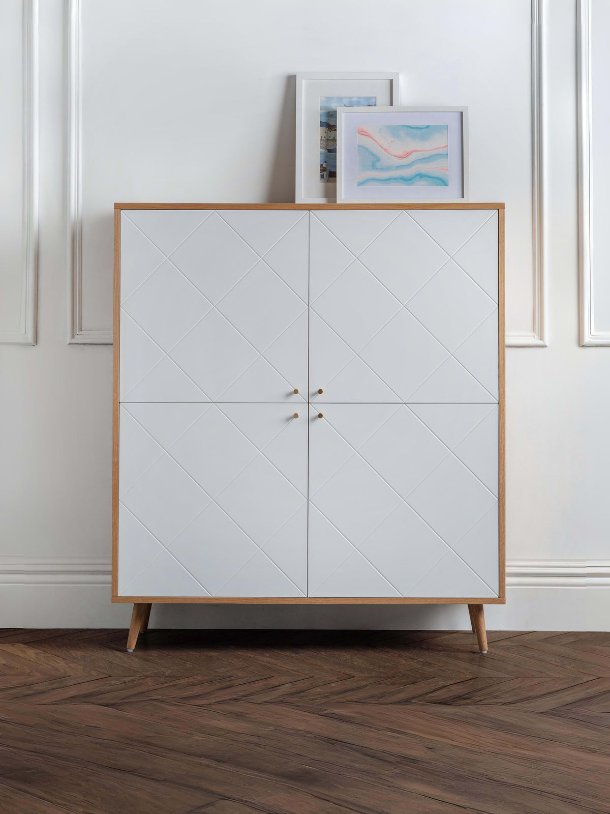 Moritz 4 Door Cabinet – Oak & White – White and Oak Effect