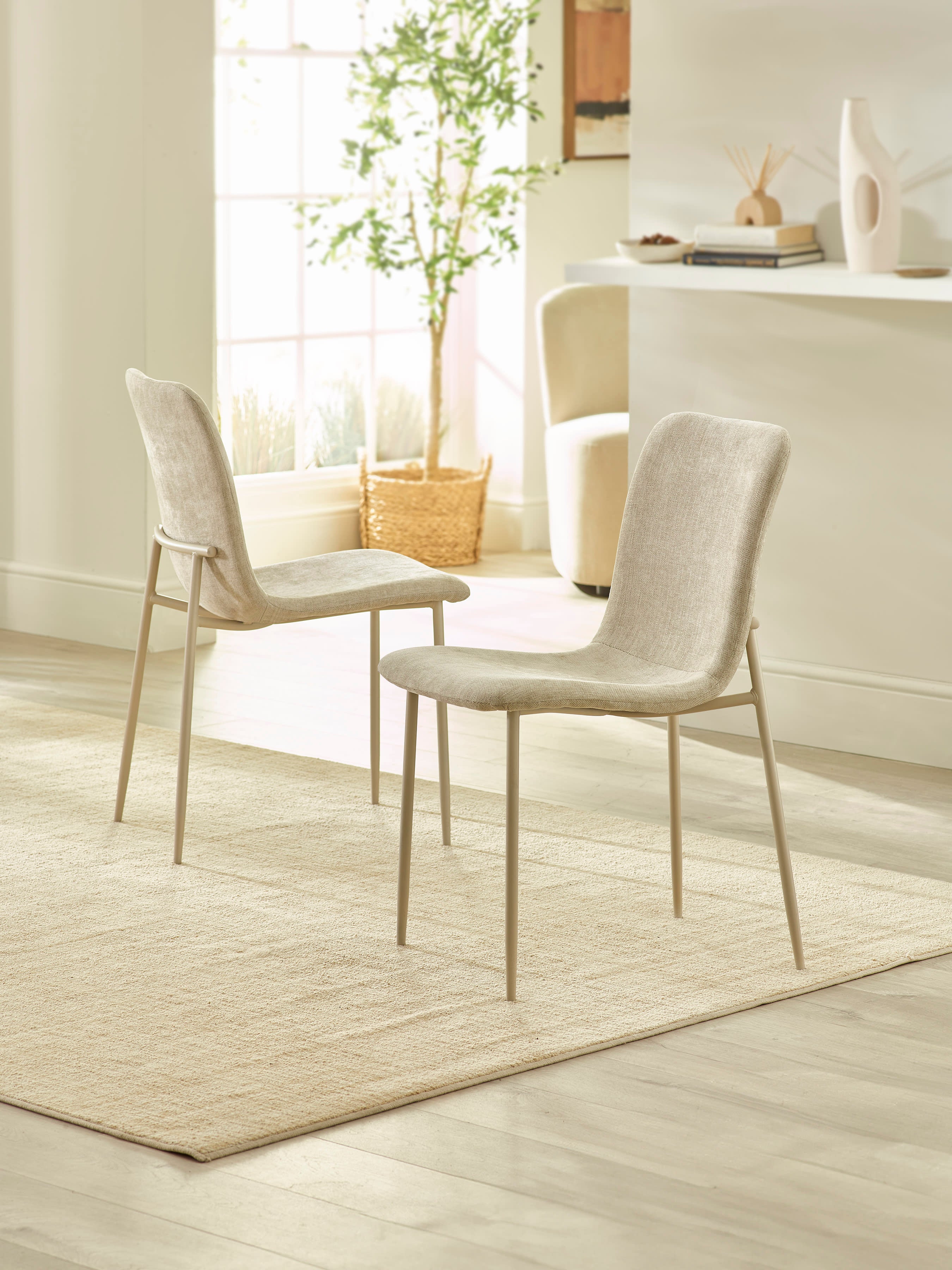 Nora Upholstered Dining Chair (Set of 4) – Cream Chenille