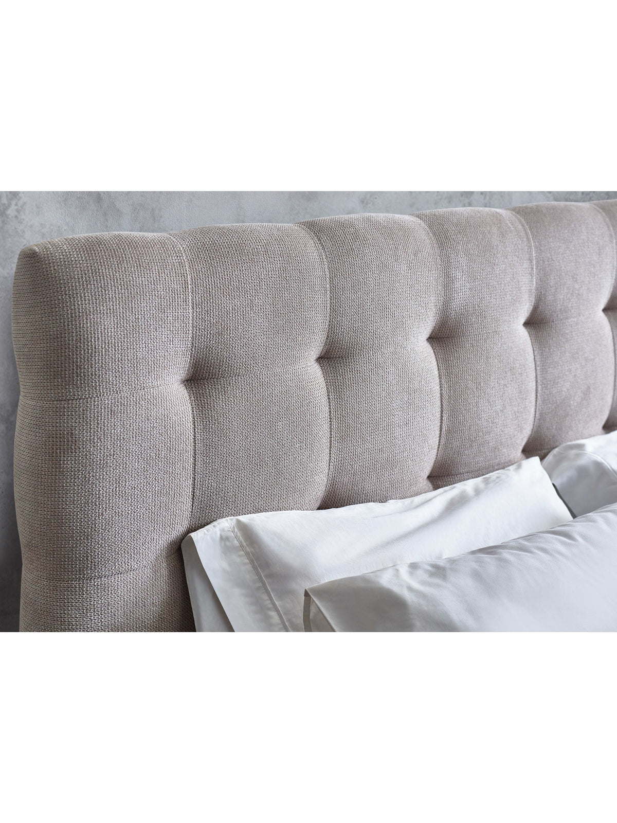 Odette Bed