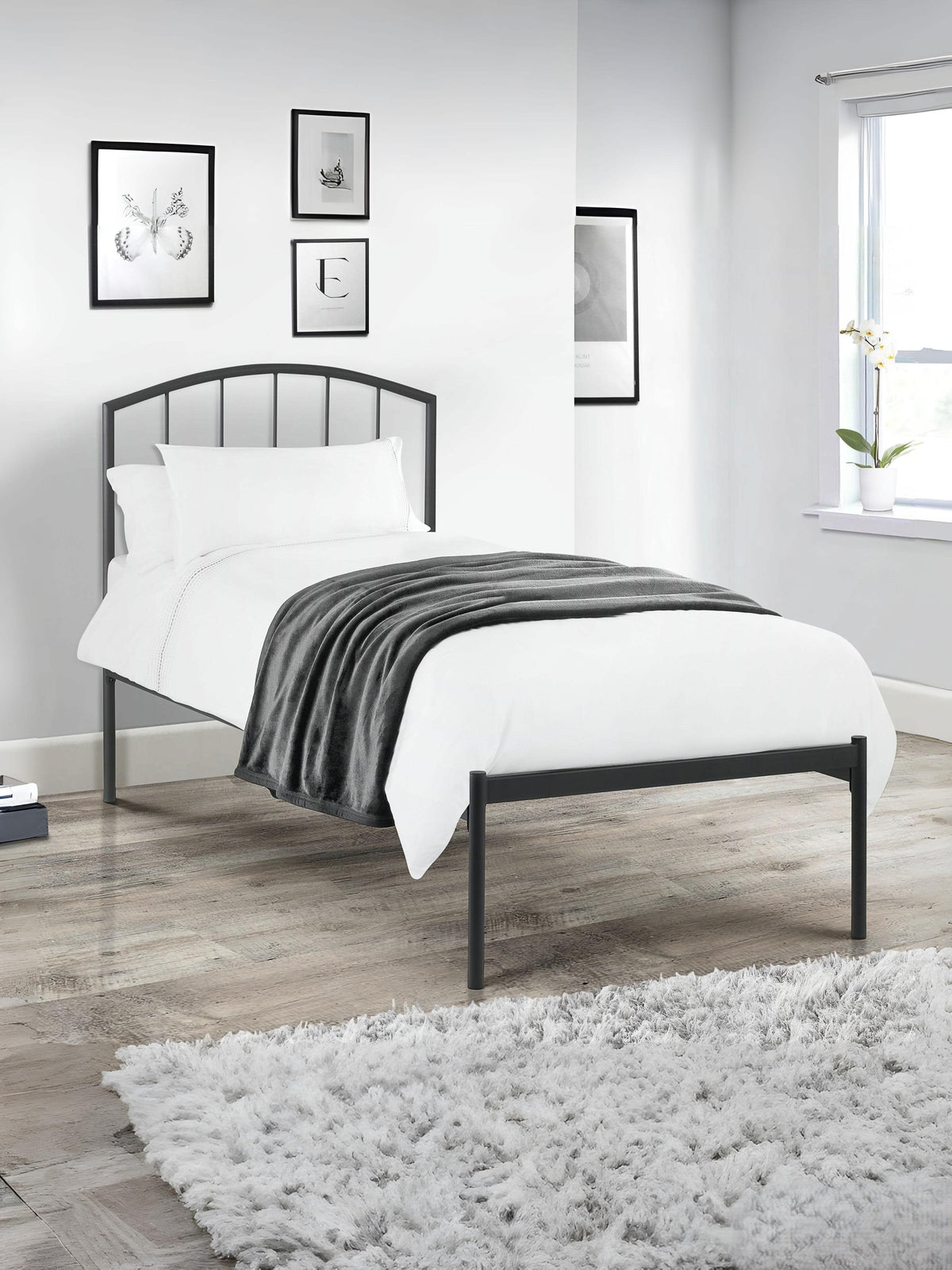 Onyx Bed