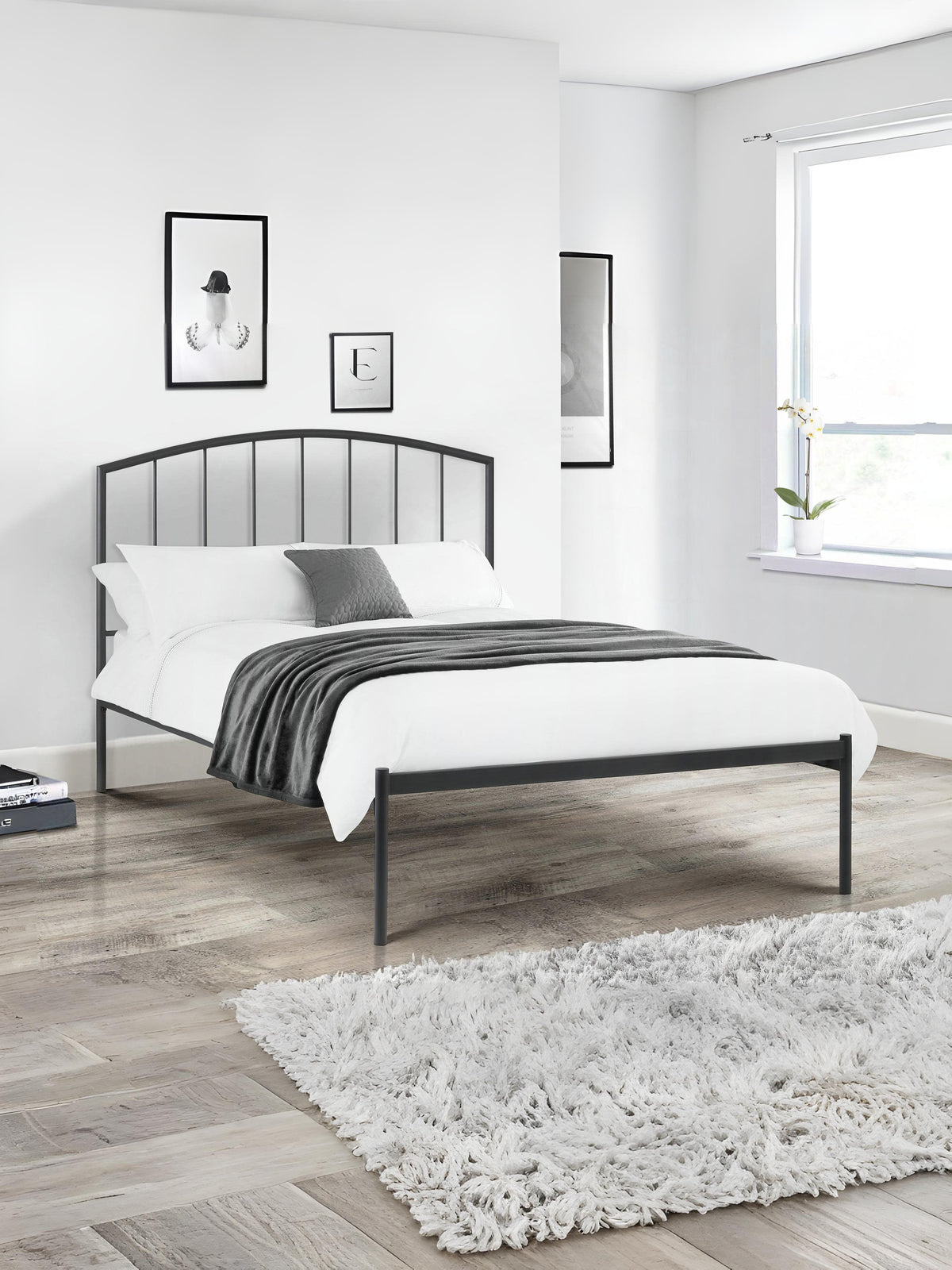 Onyx Bed