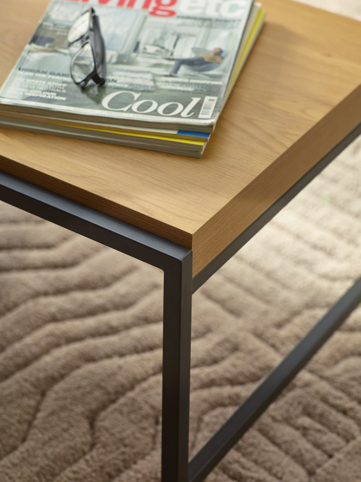 Reuben 110cm Tray Coffee Table – Oak Effect