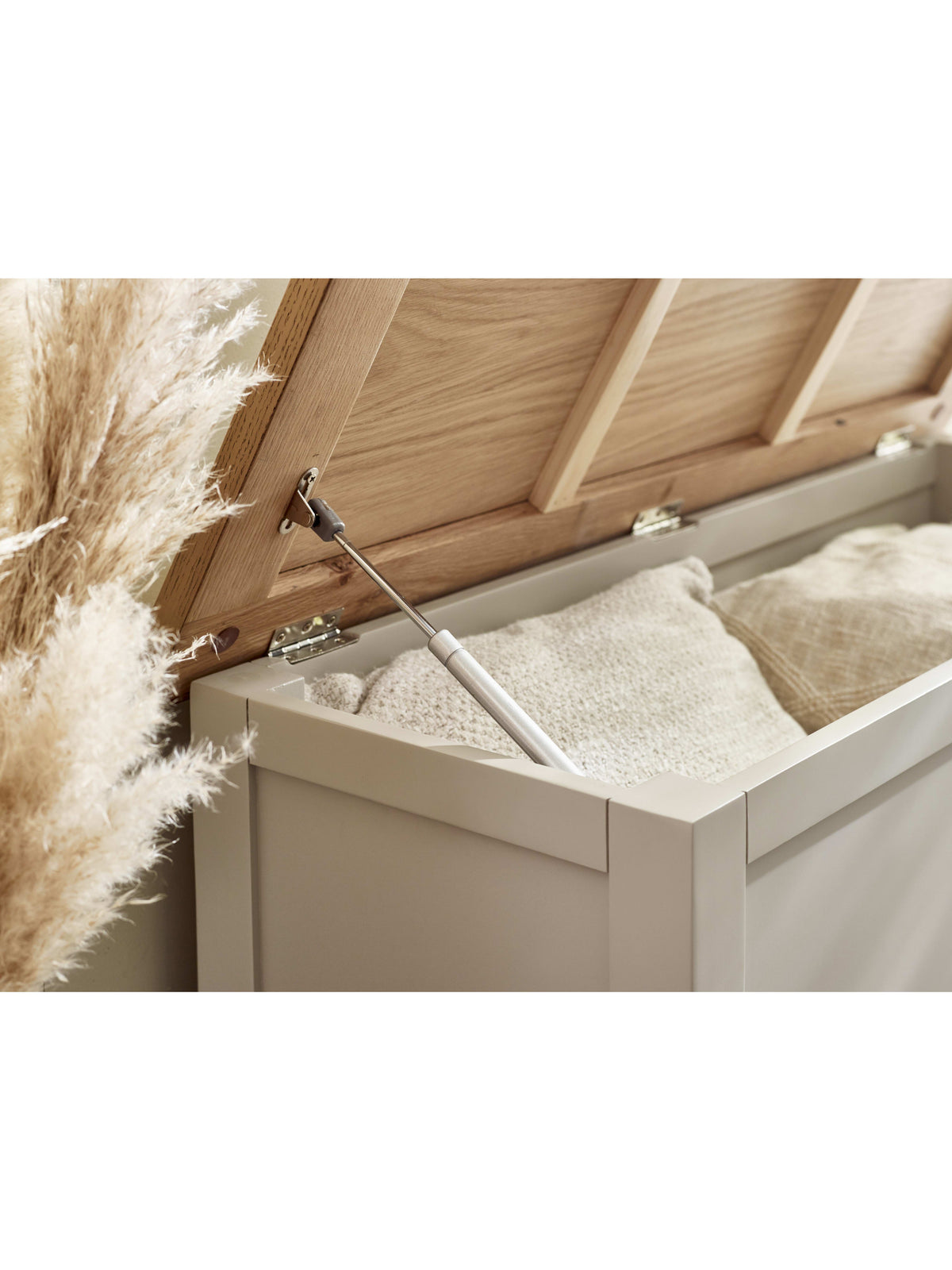 Richmond Storage Bench