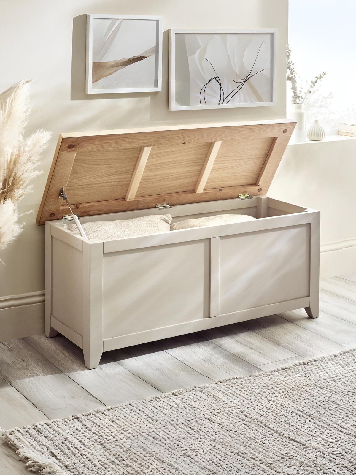 Richmond Storage Bench