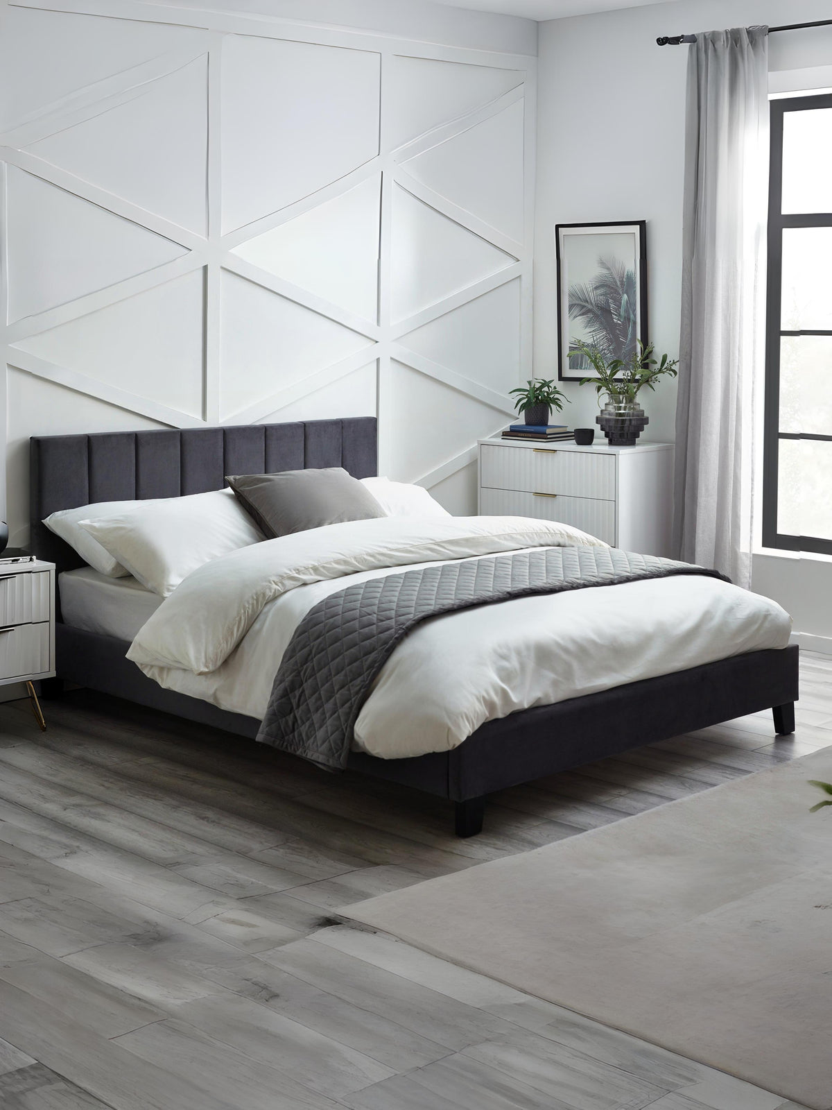 Rosa Velvet Bed - Grey
