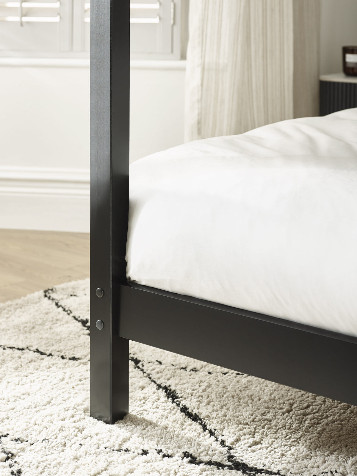 Roxanne Black Solid Pine 4-Poster Canopy Bed