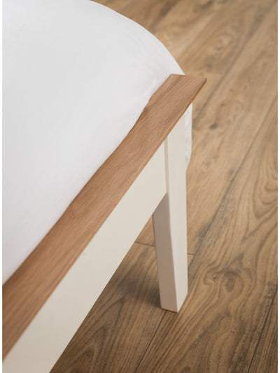 Salerno Shaker Bed - Ivory/Natural Oak
