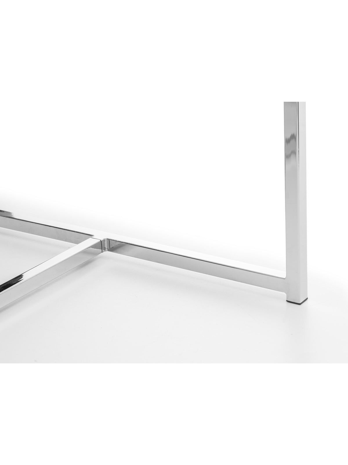 Scala Dining Table
