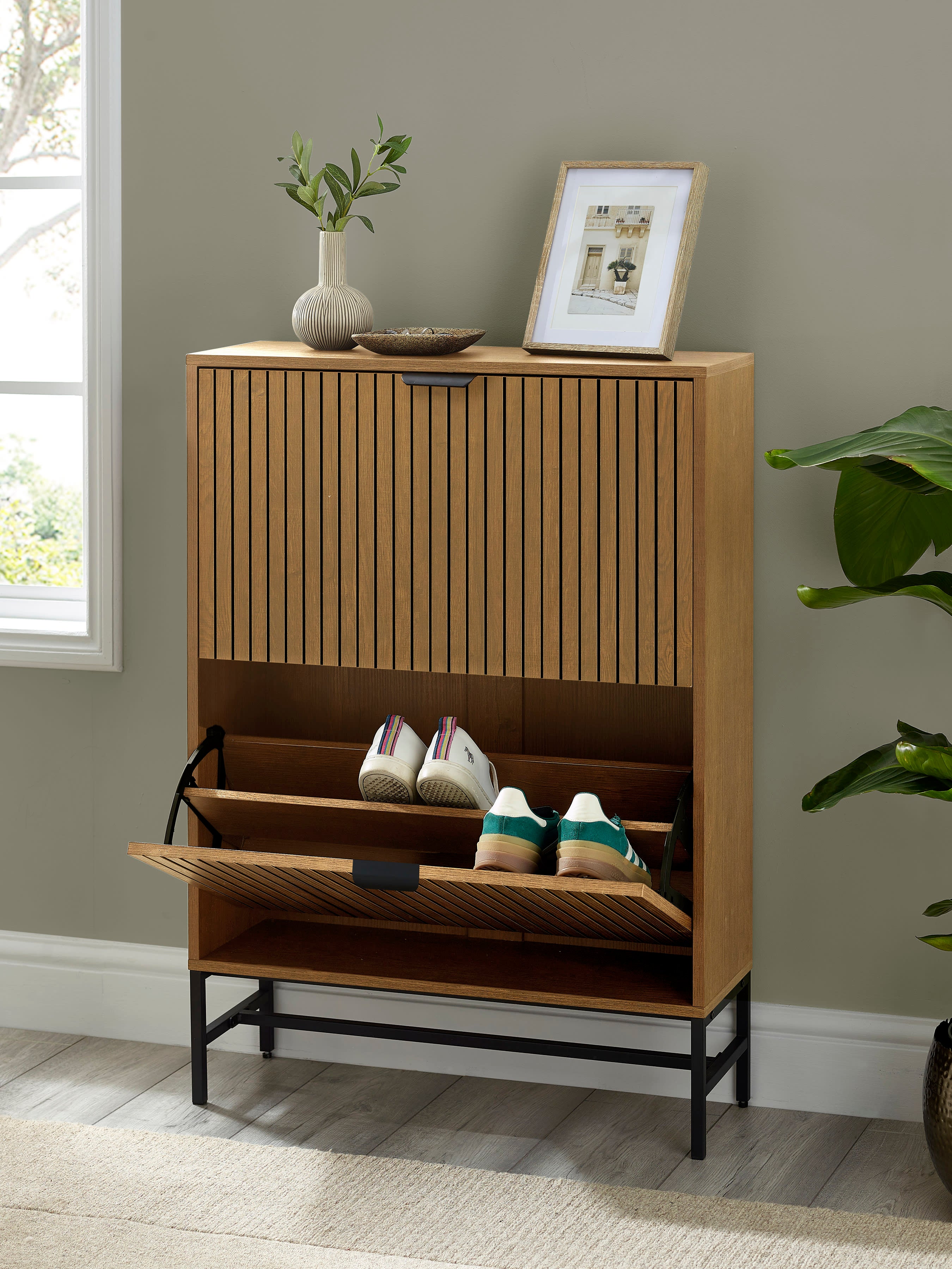 Sia Oak Effect 2 Door Shoe Storage Cabinet – Natural Oak Effect