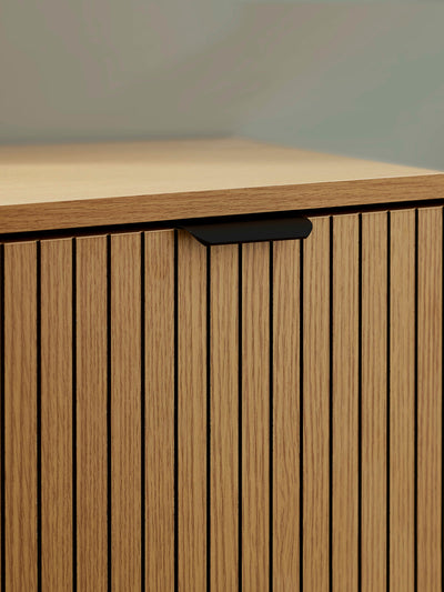 Sia Oak Effect 2 Door Shoe Storage Cabinet – Natural Oak Effect
