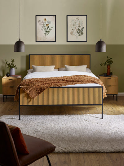 Sia Oak Effect Bed Frame – Natural Oak Effect