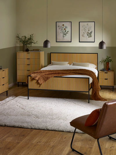 Sia Oak Effect Bed Frame – Natural Oak Effect