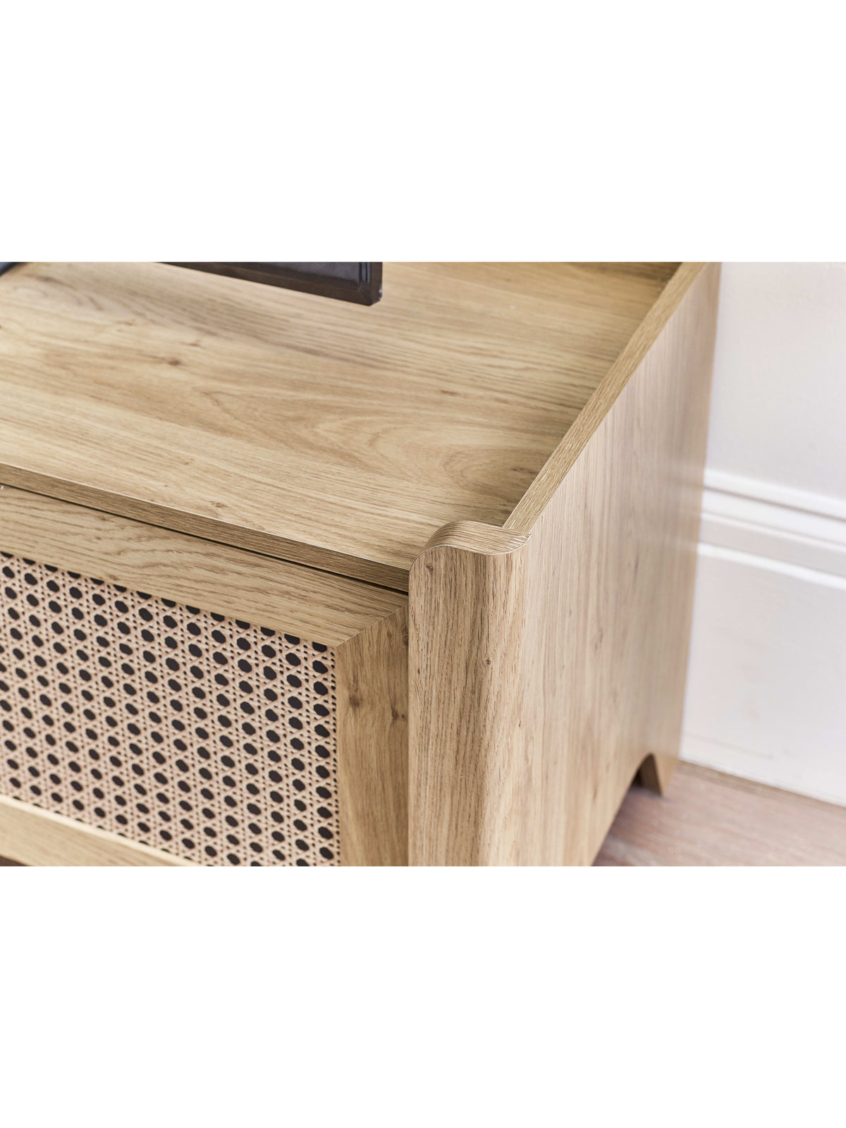 Sydney Media Unit - Rattan Effect