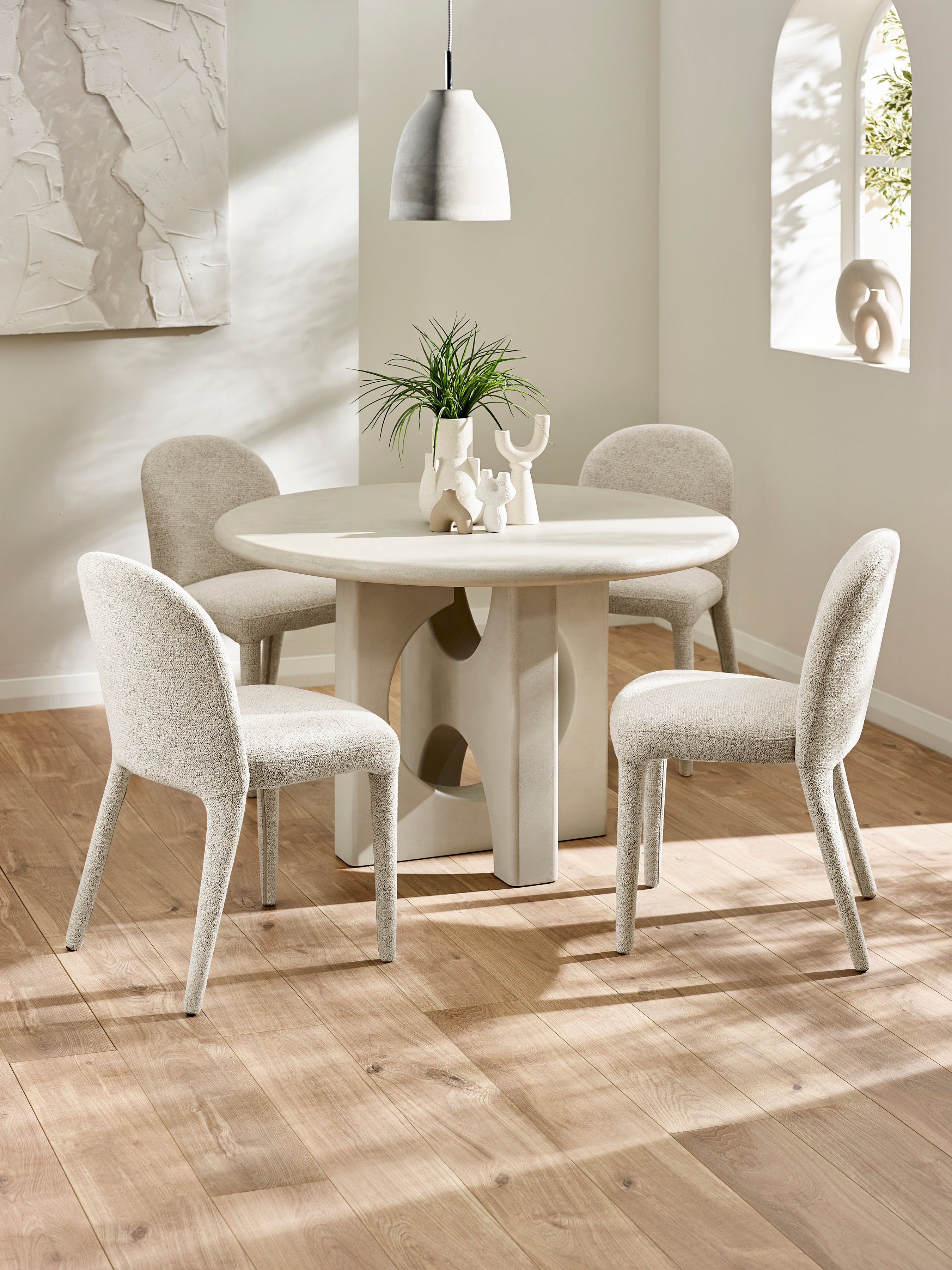 Thyra Round 4 Seater Dining Table – Grey Stone Effect