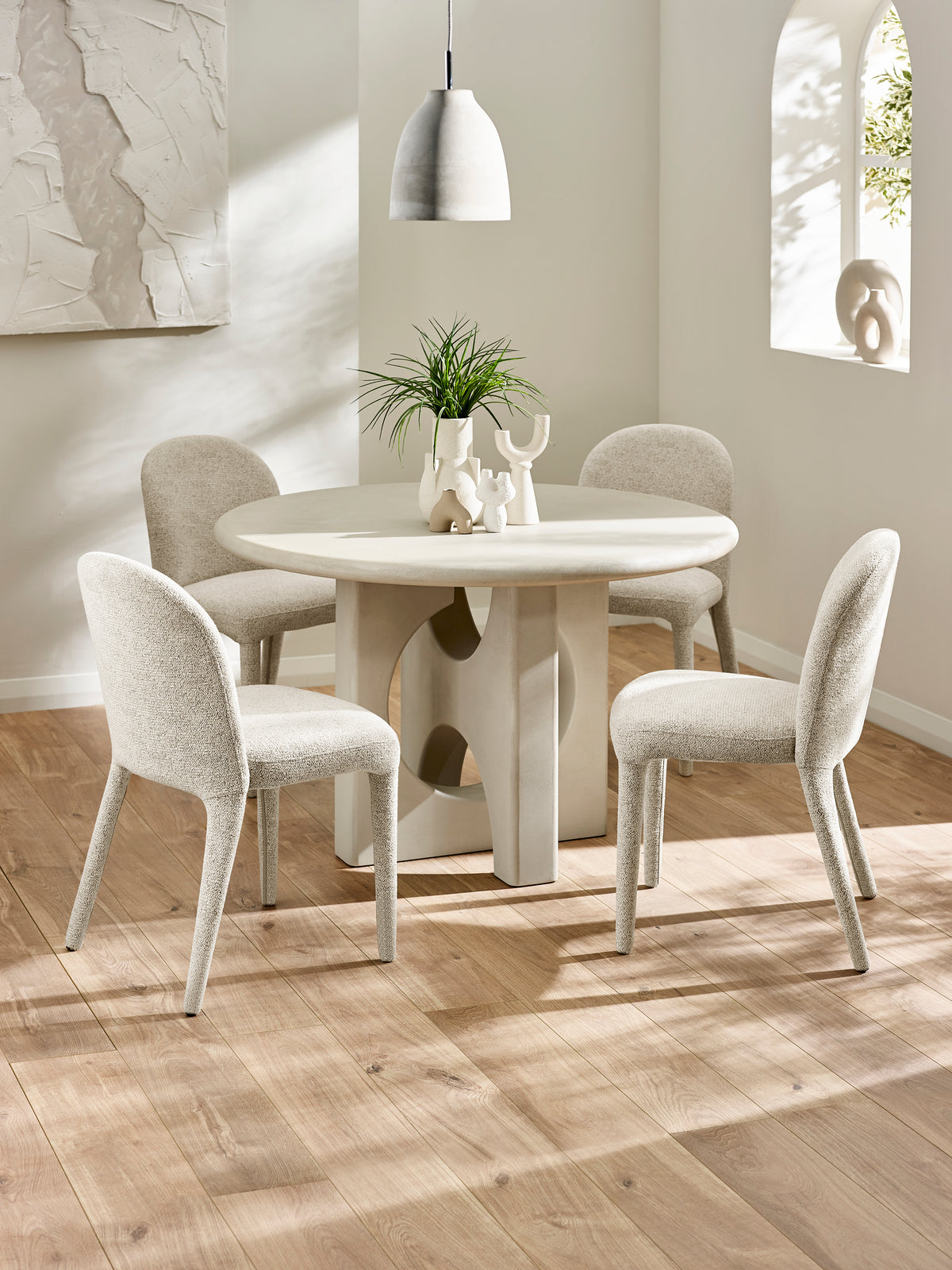 Thyra Round 4 Seater Dining Table – Grey Stone Effect