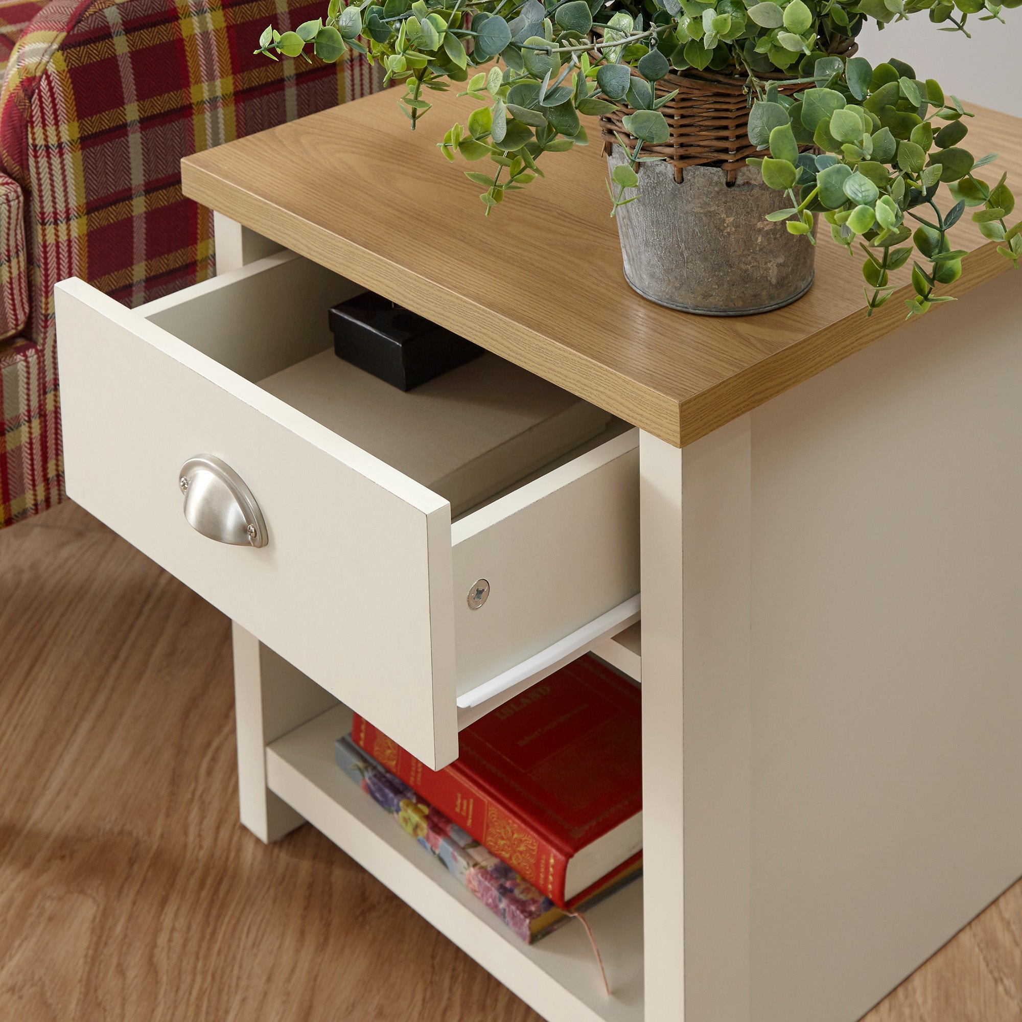 Lancaster Lamp Table Cream – GFW, view 4