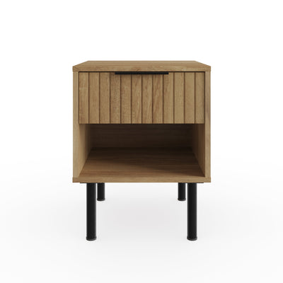 Nervata Lamp Table Oak – GFW