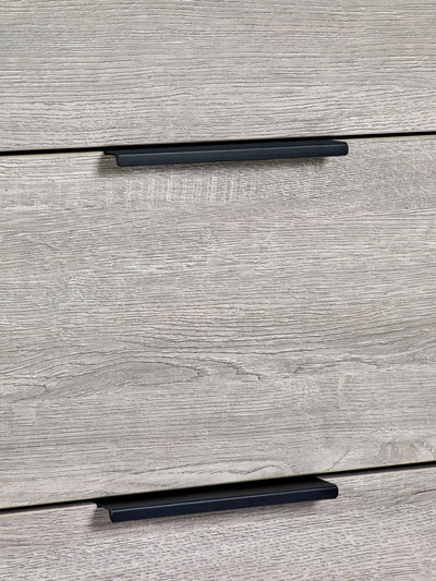 Bali 4 Drawer Chest - Grey Oak – Julian Bowen, view 4