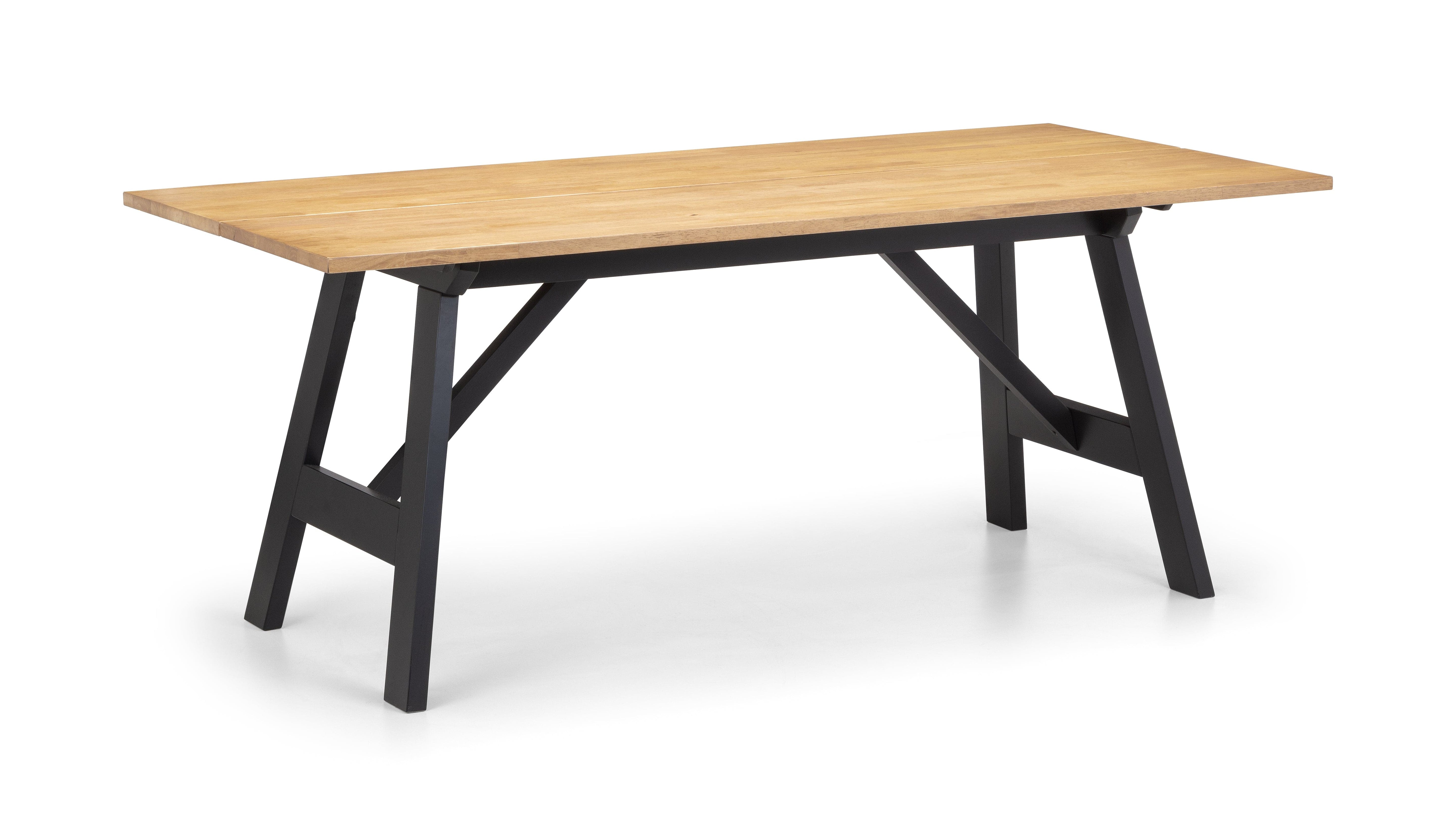 Hockley Table Black/Oak – Julian Bowen