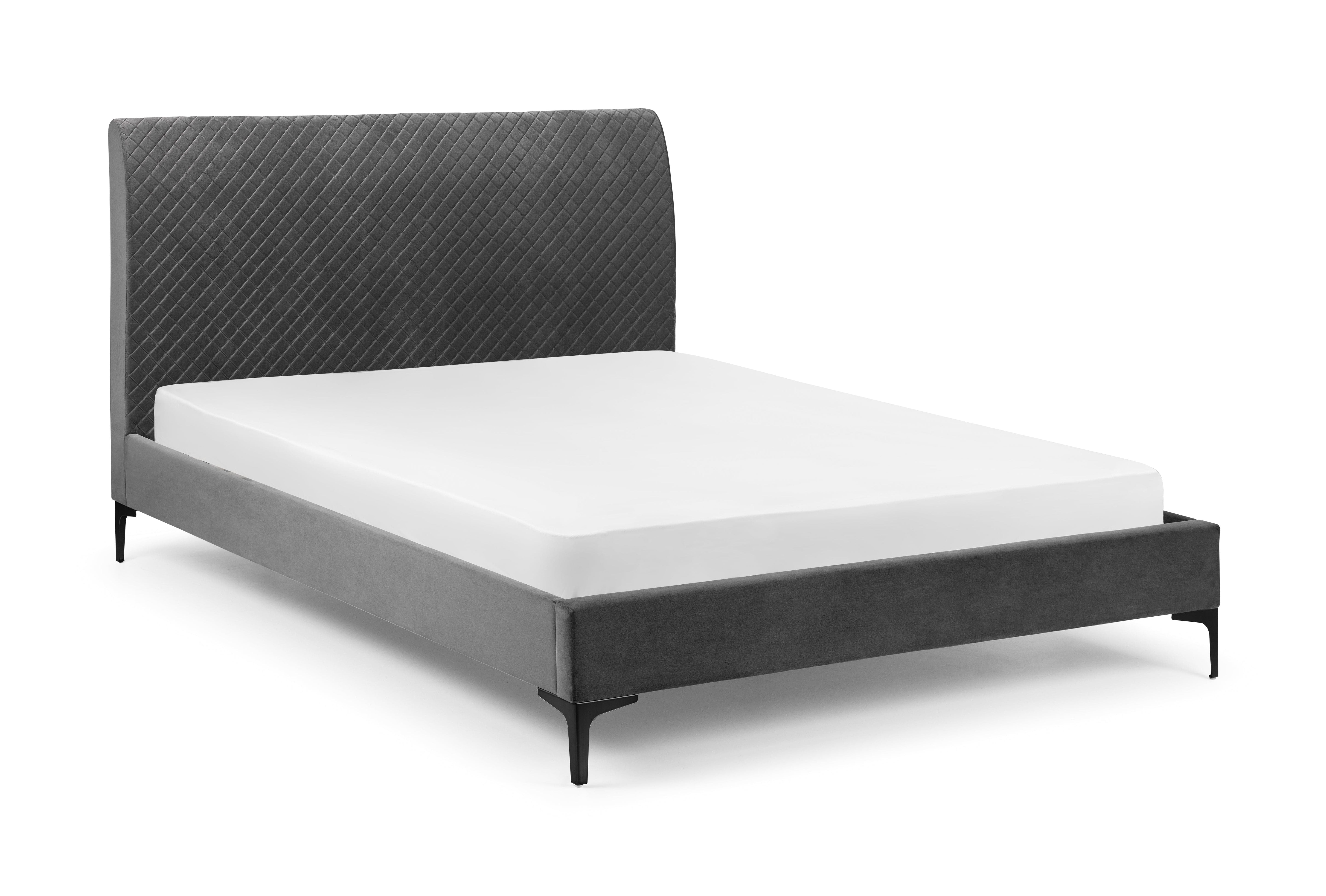 Sanderson Diamond Quilted Velvet Bed – Julian Bowen, view 5