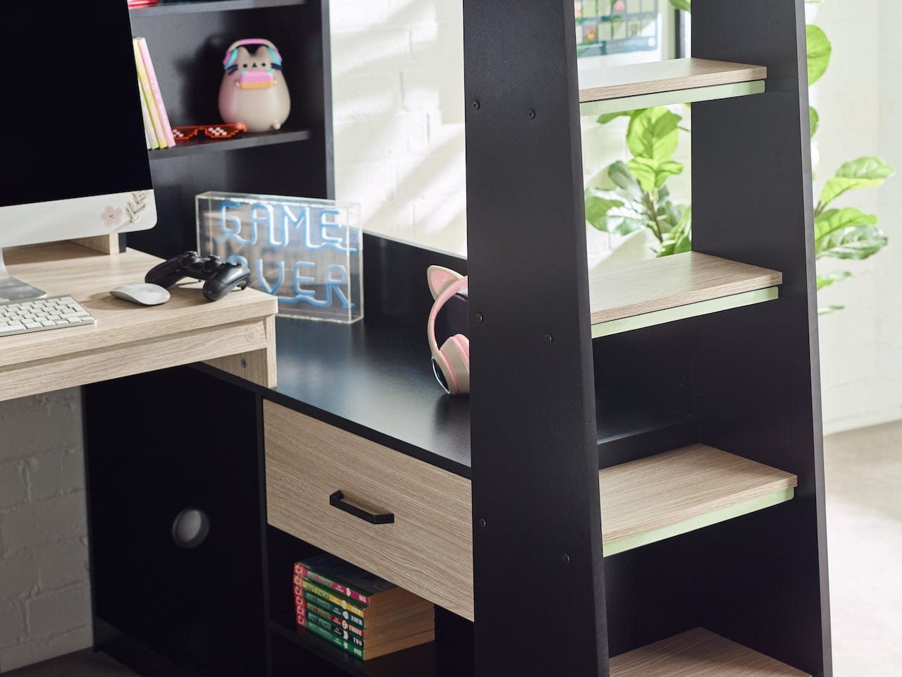 Blaze Gaming Highsleeper Bed - Black And Pale Wood – Julian Bowen, view 12