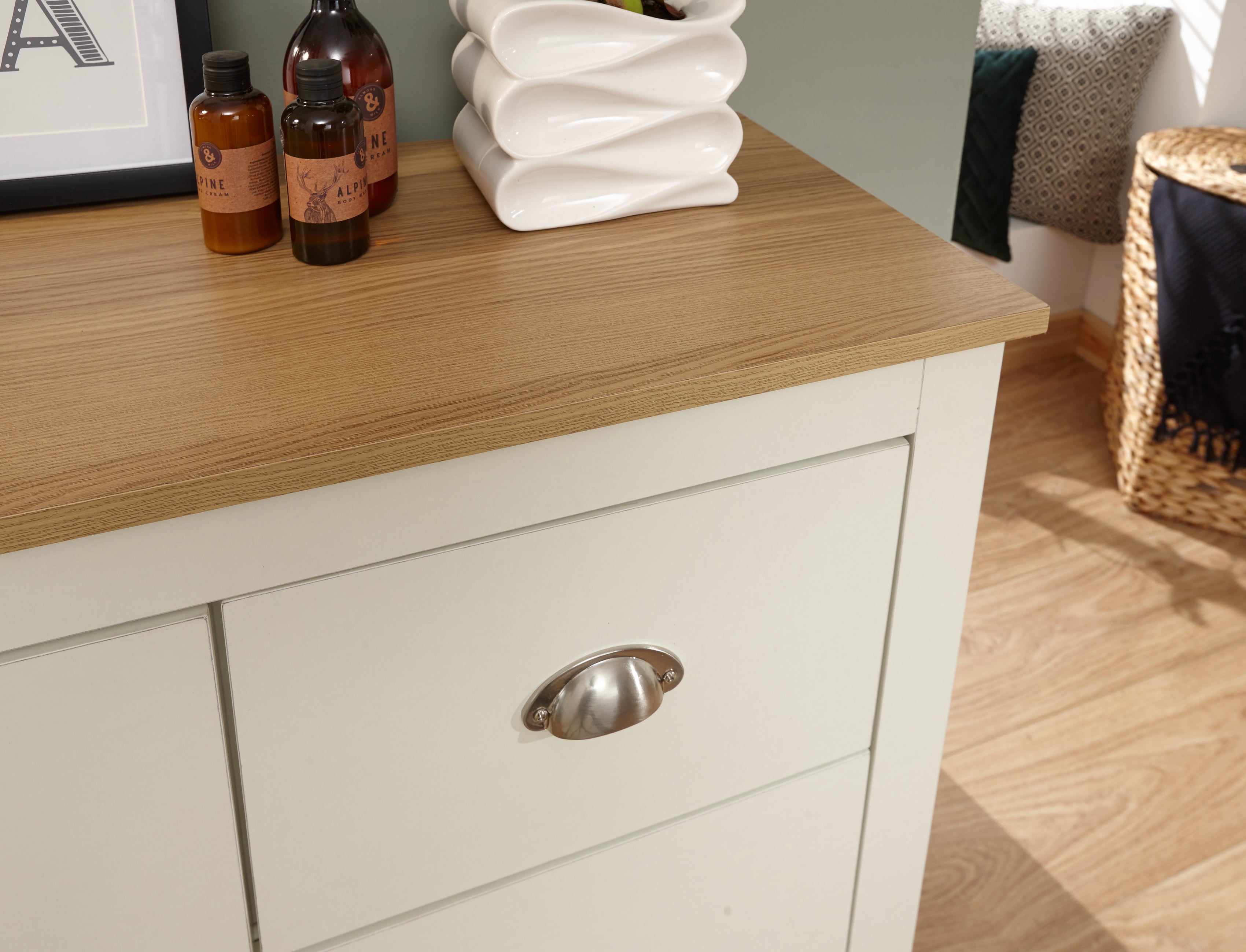 Lancaster Merchants Chest Cream – GFW, view 17