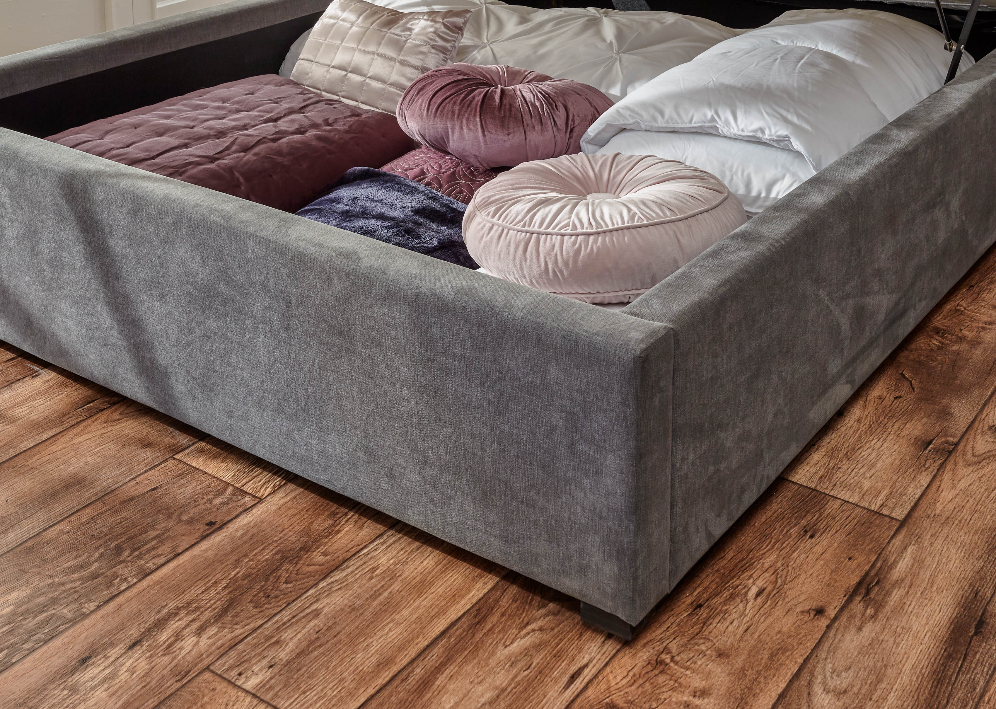 Dakota 135cm Ottoman Bed With Solid Base Grace – Pewter