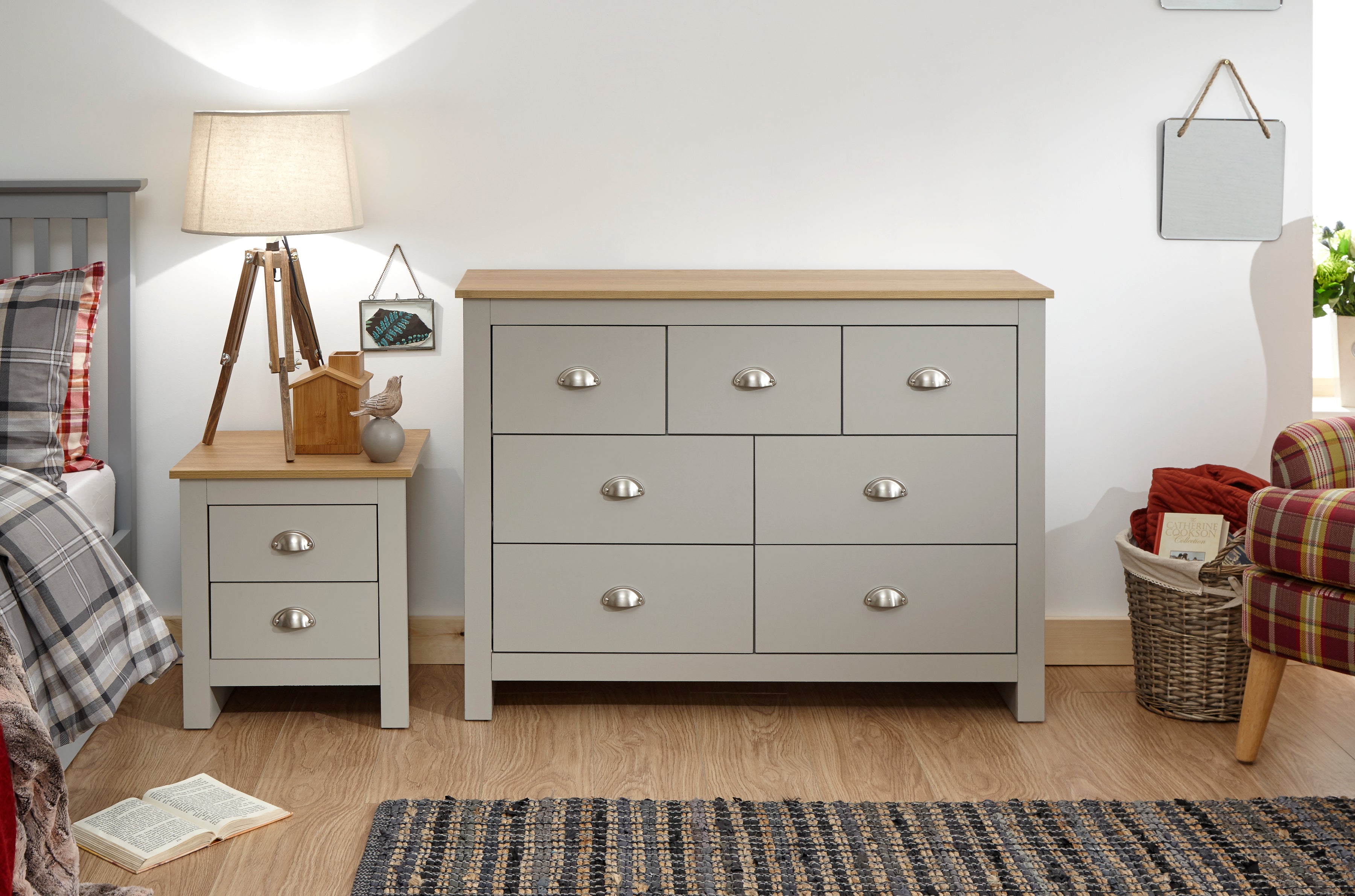 Lancaster Merchants Chest Grey – GFW, view 4