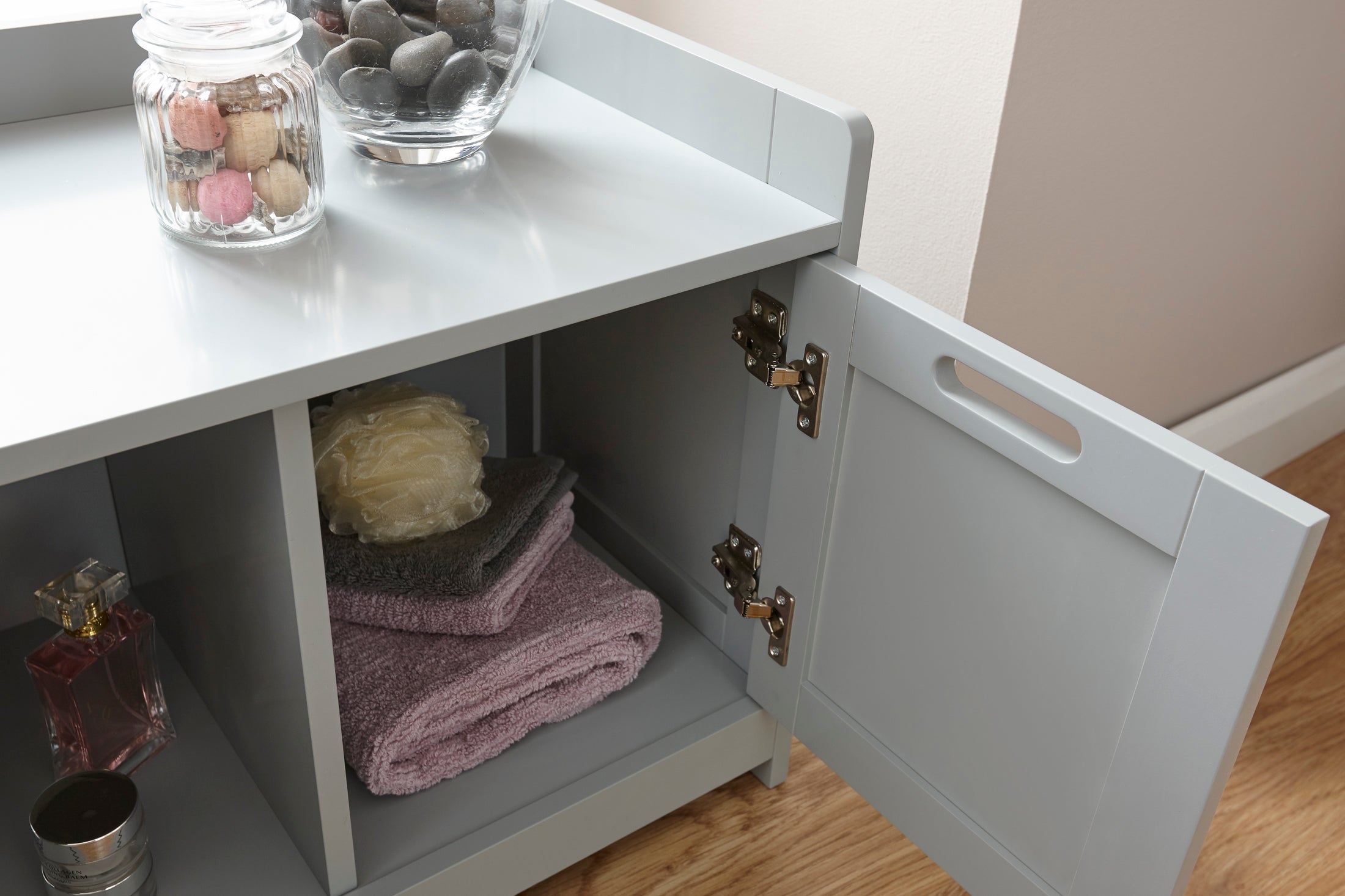 Colonial 3 Door Storage Unit – Grey