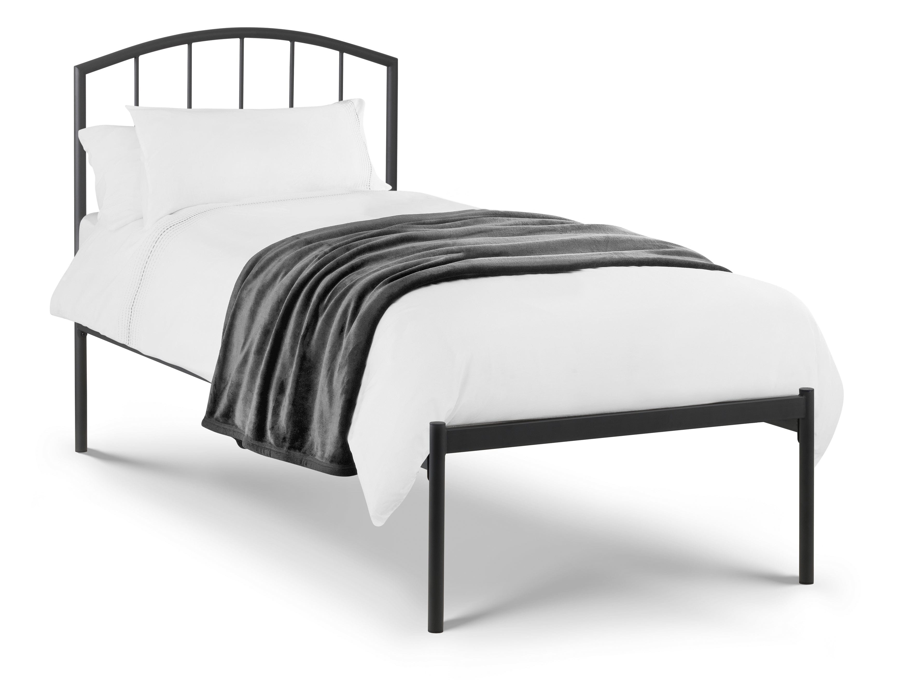 Onyx Bed – Julian Bowen