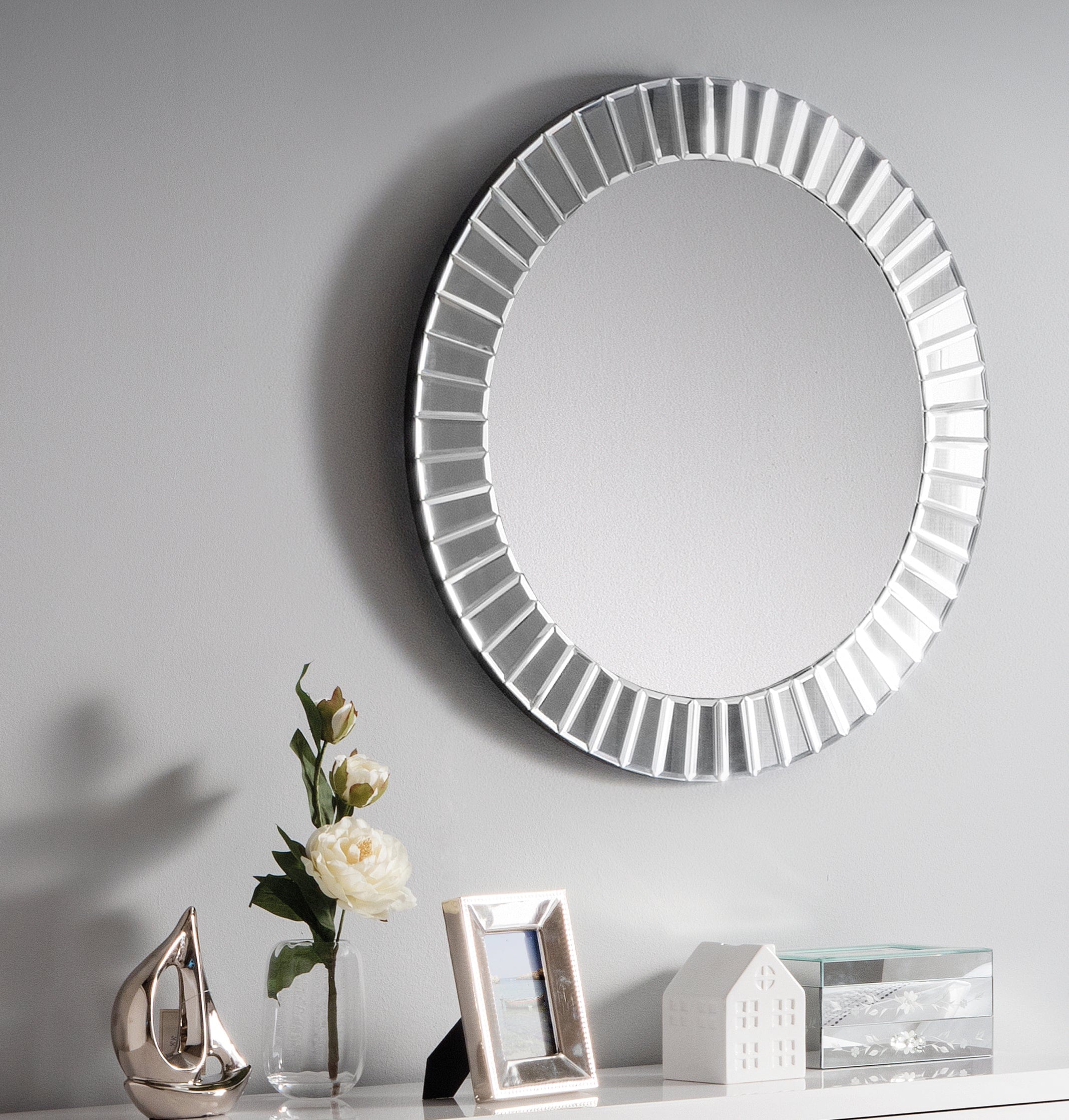 Sonata Small Round Wall Mirror – Julian Bowen, view 2